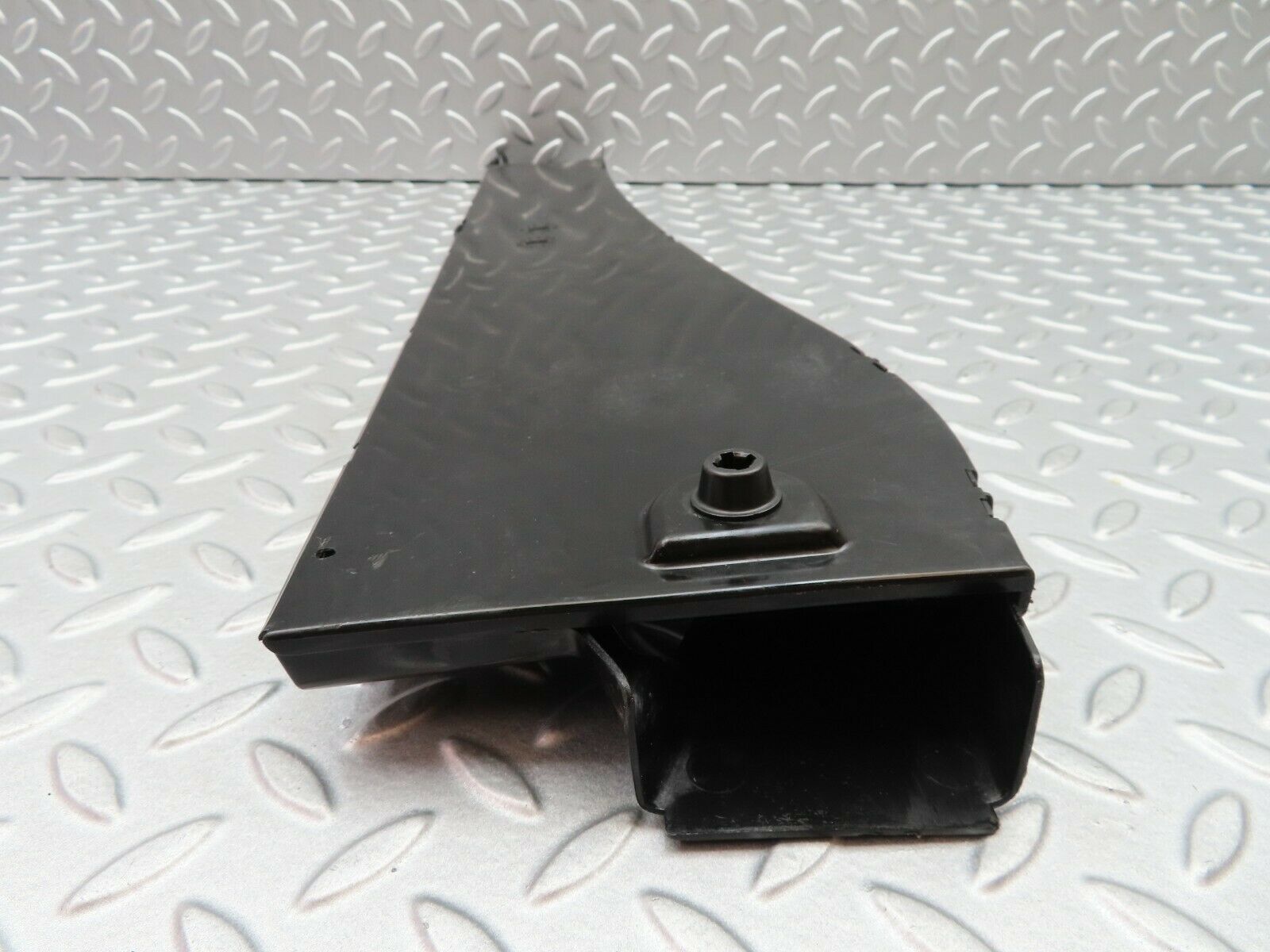 5528 Mercedes-Benz W124 230E Front Left Wiring Cover 1248212336