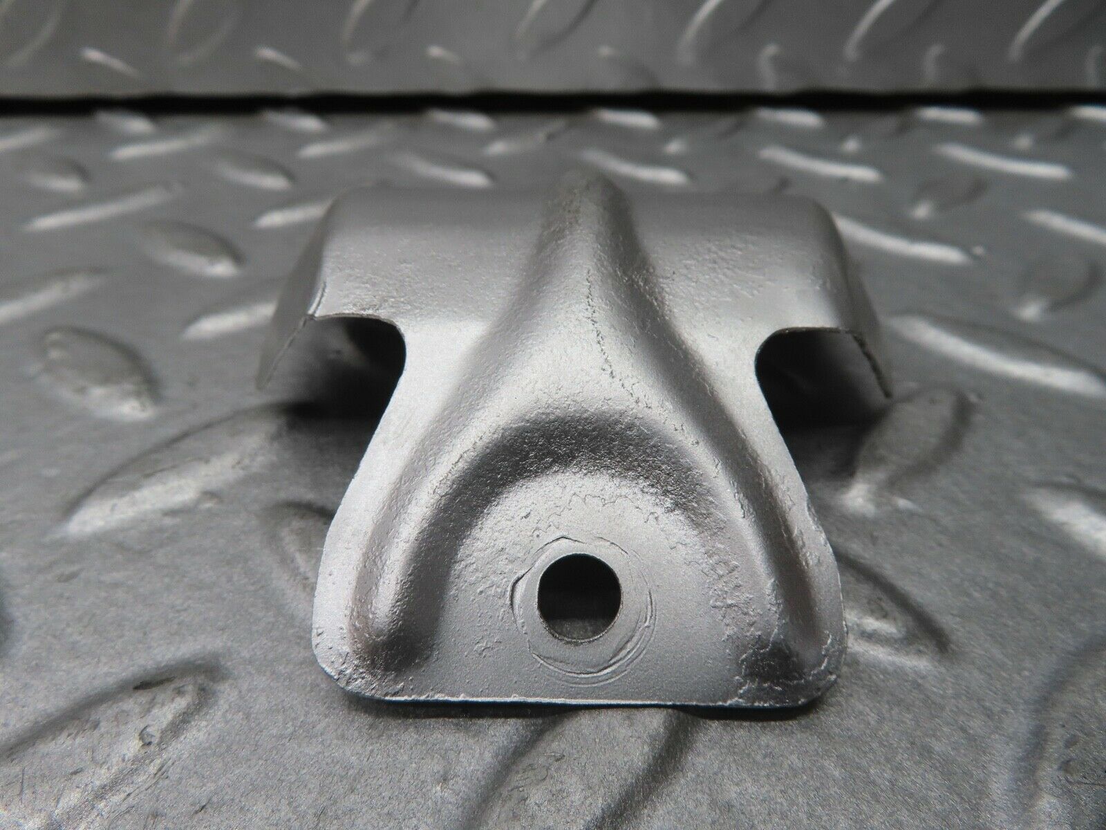 17781 Mercedes-Benz W116 450SEL Engine Vibration Shock Absorber Heat Shield