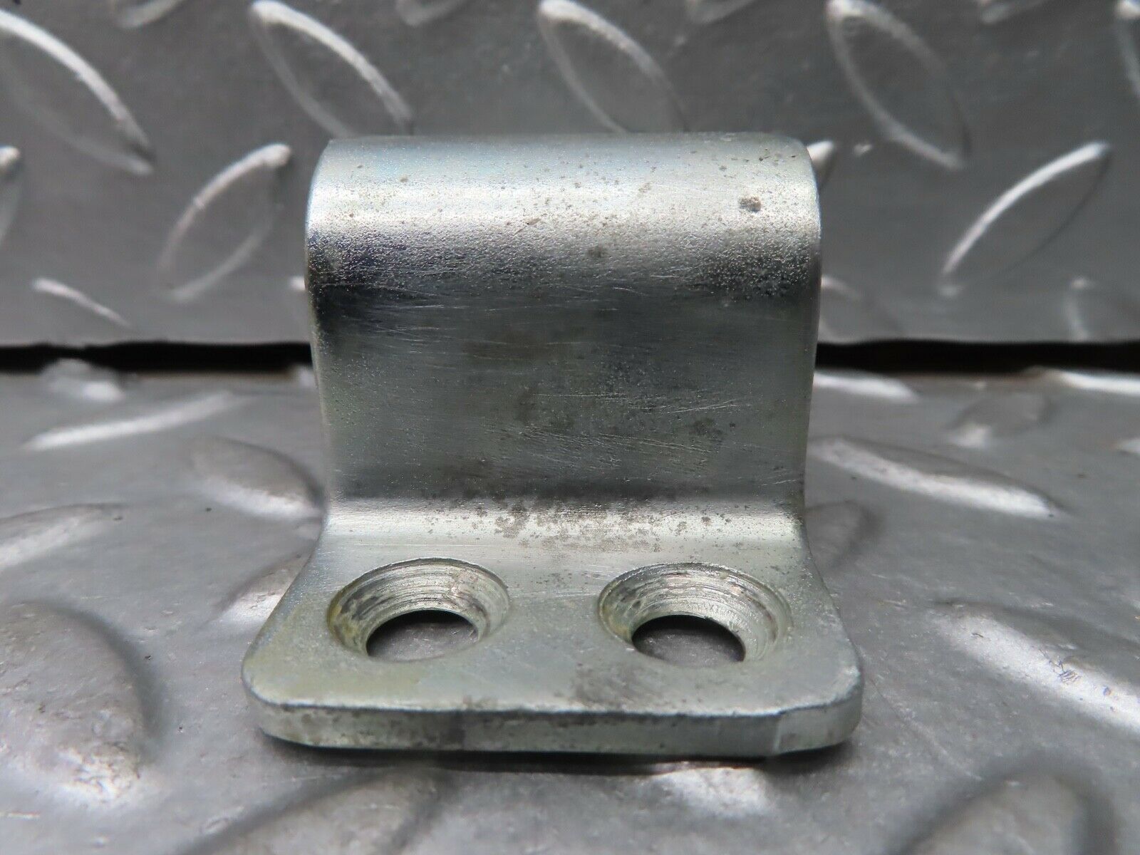 21143 Mercedes-Benz W123 230E Door Lock Latch Left Side