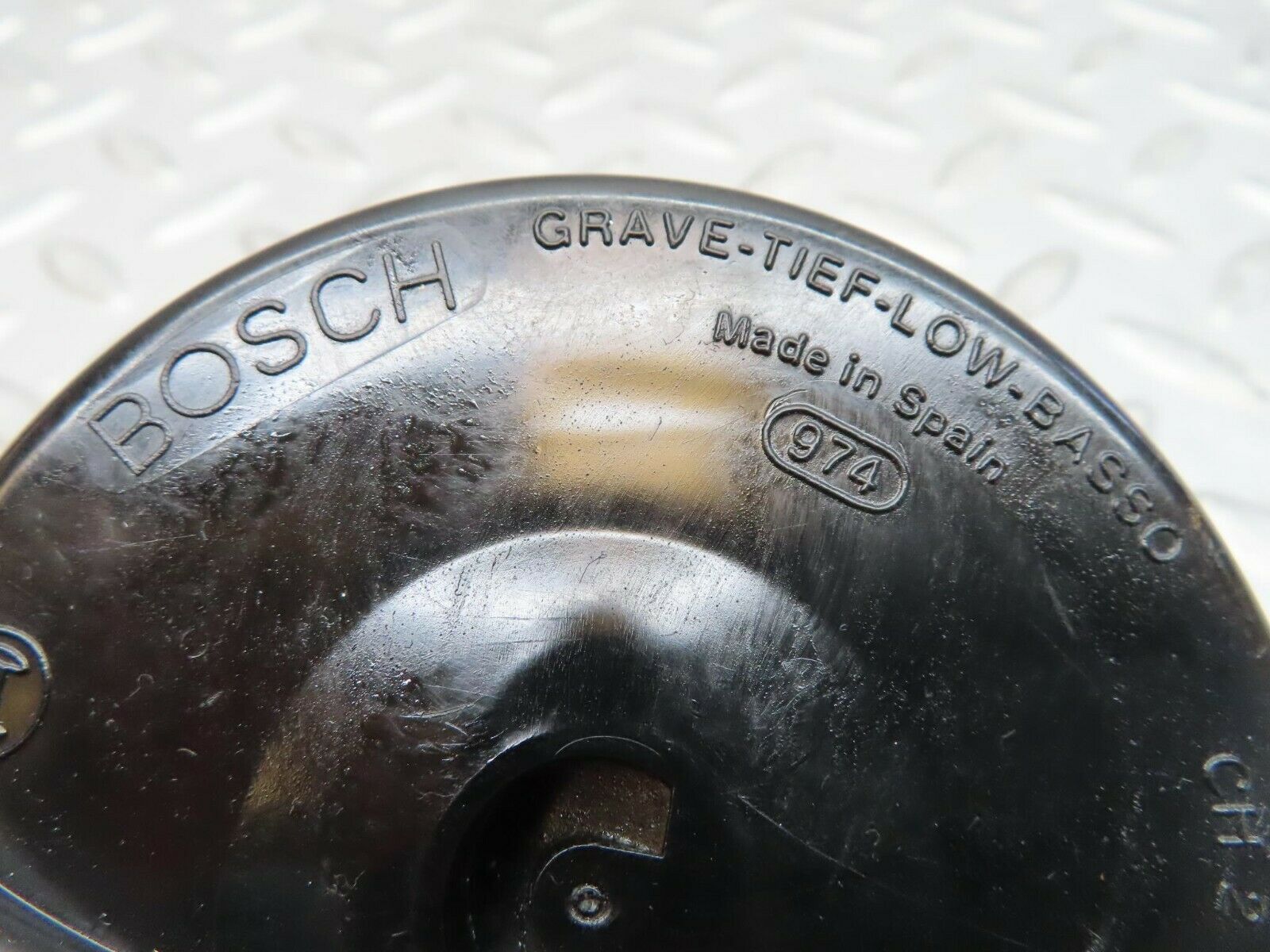 12200 Mercedes-Benz R129 300SL Coupe Horn