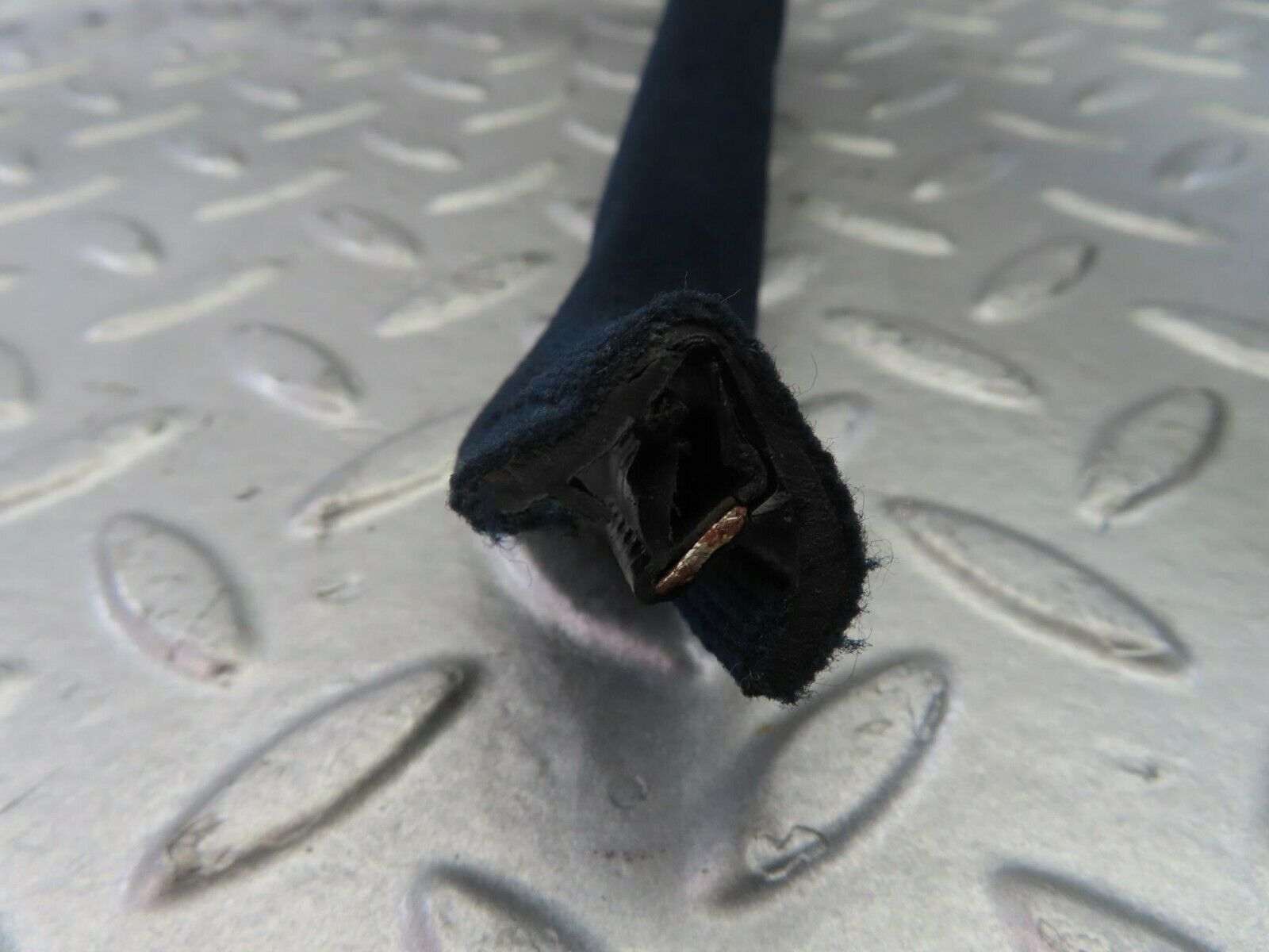 10336 Mercedes-Benz W201 190E Rear Right Cloth Covered Door Seal Blue