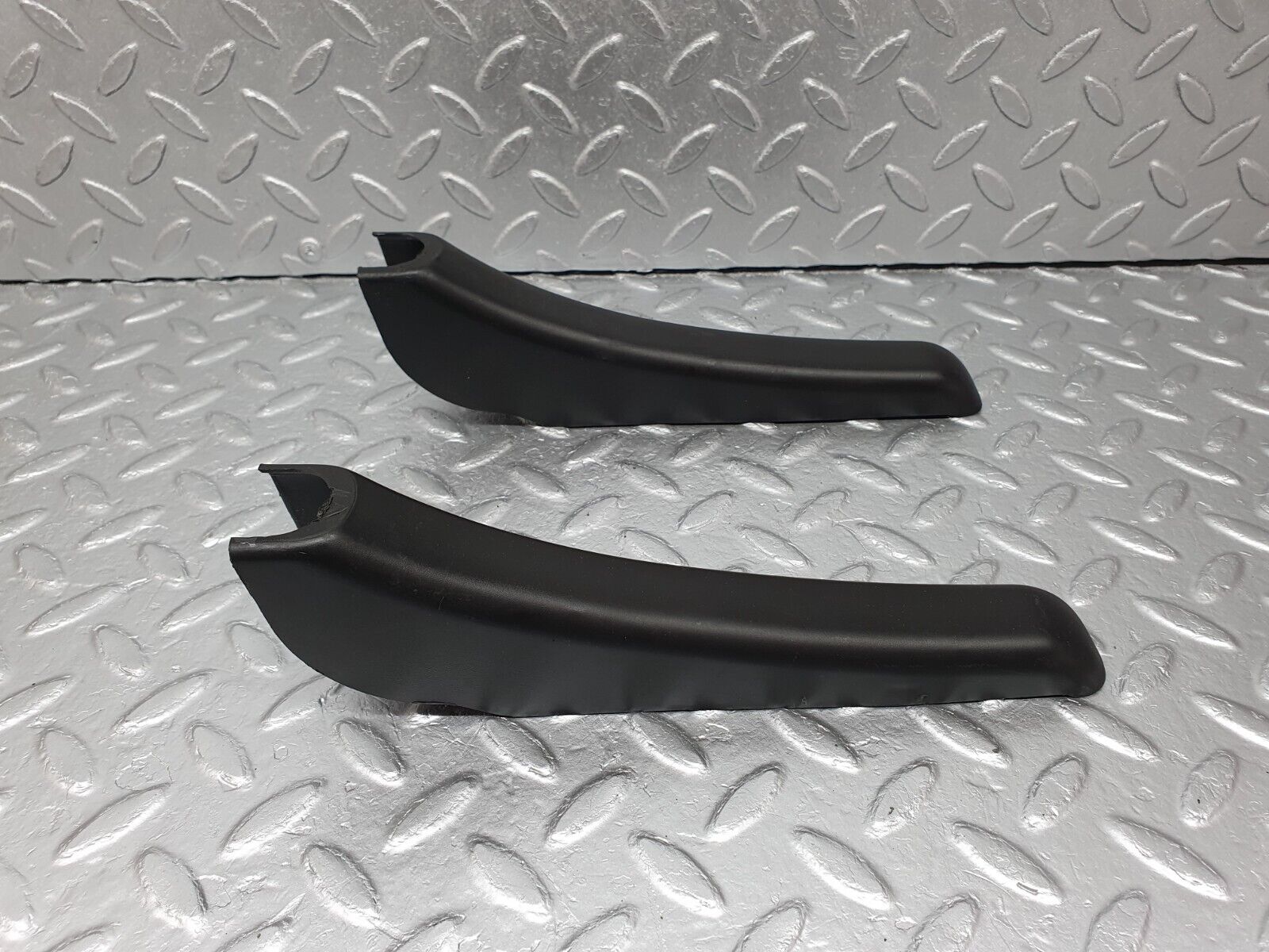 41510 Mercedes-Benz W124 200E Trunk Lid Hinge Cover 1247580029