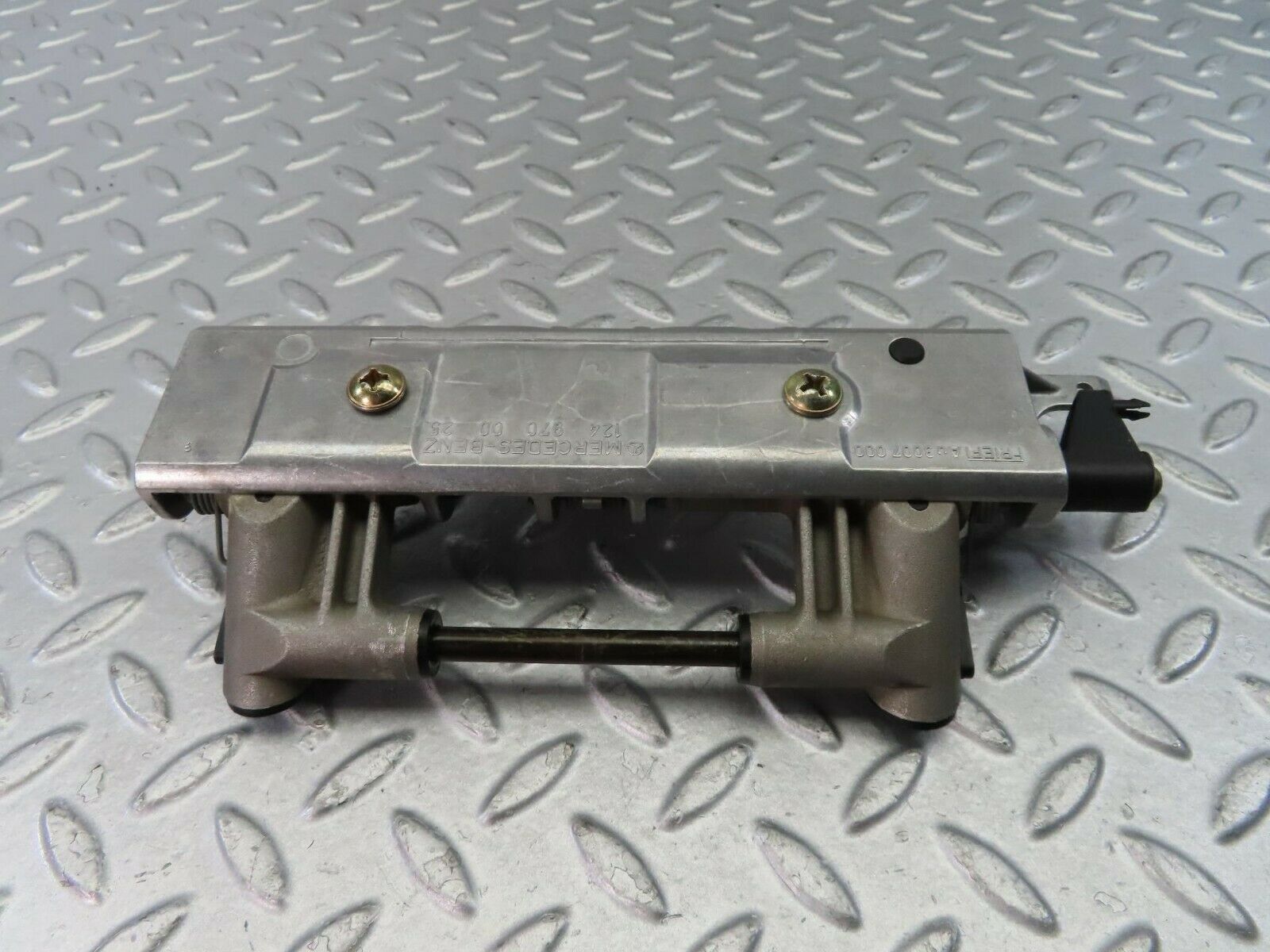 9318 Mercedes-Benz C124 300CE Coupe Headrest Folding Mechanism 1249700025