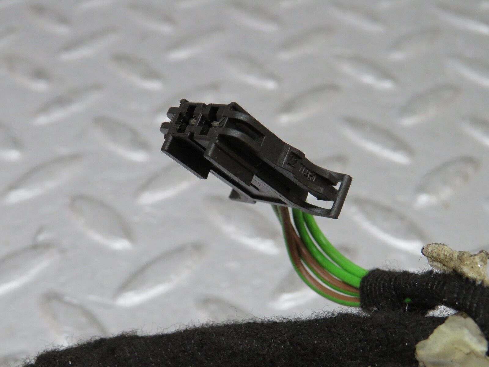 35248 Mercedes-Benz W221 Rear Left Door Wire Harness 2215408508