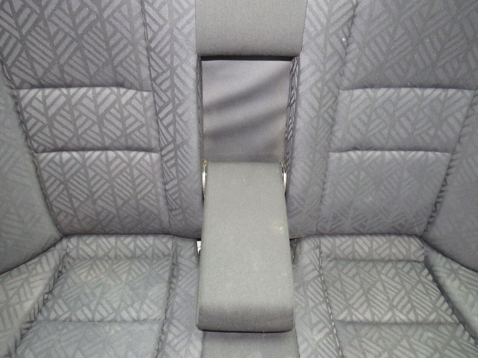 33340 Mercedes-Benz W202 C180 Rear Seat 2029200550 2029202916