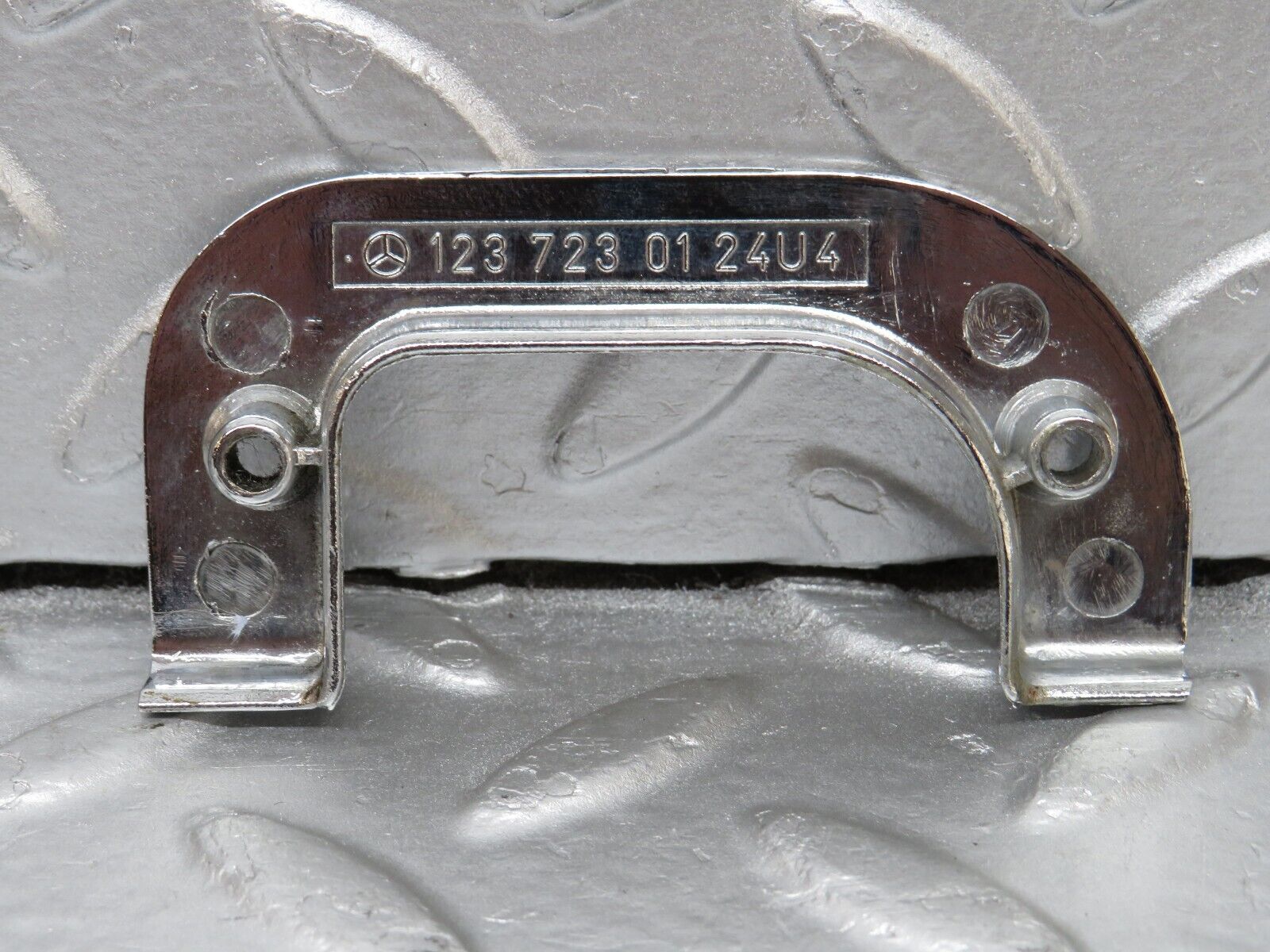 34316 Mercedes-Benz C126 380SEC Left Interior Chrome Door Latch 1237230124