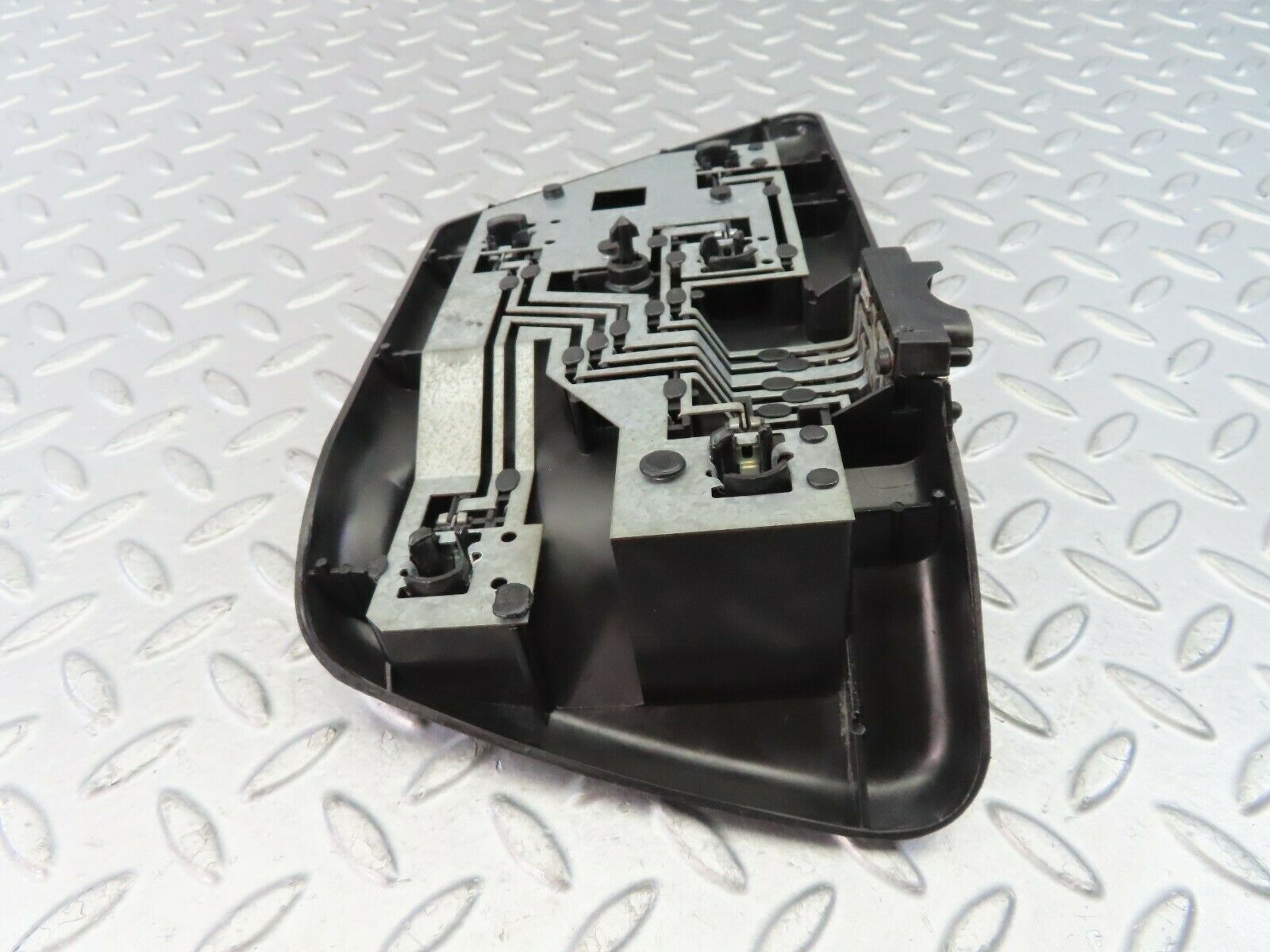 9237 Mercedes-Benz C124 300CE Coupe Tail Light Cover Right Side