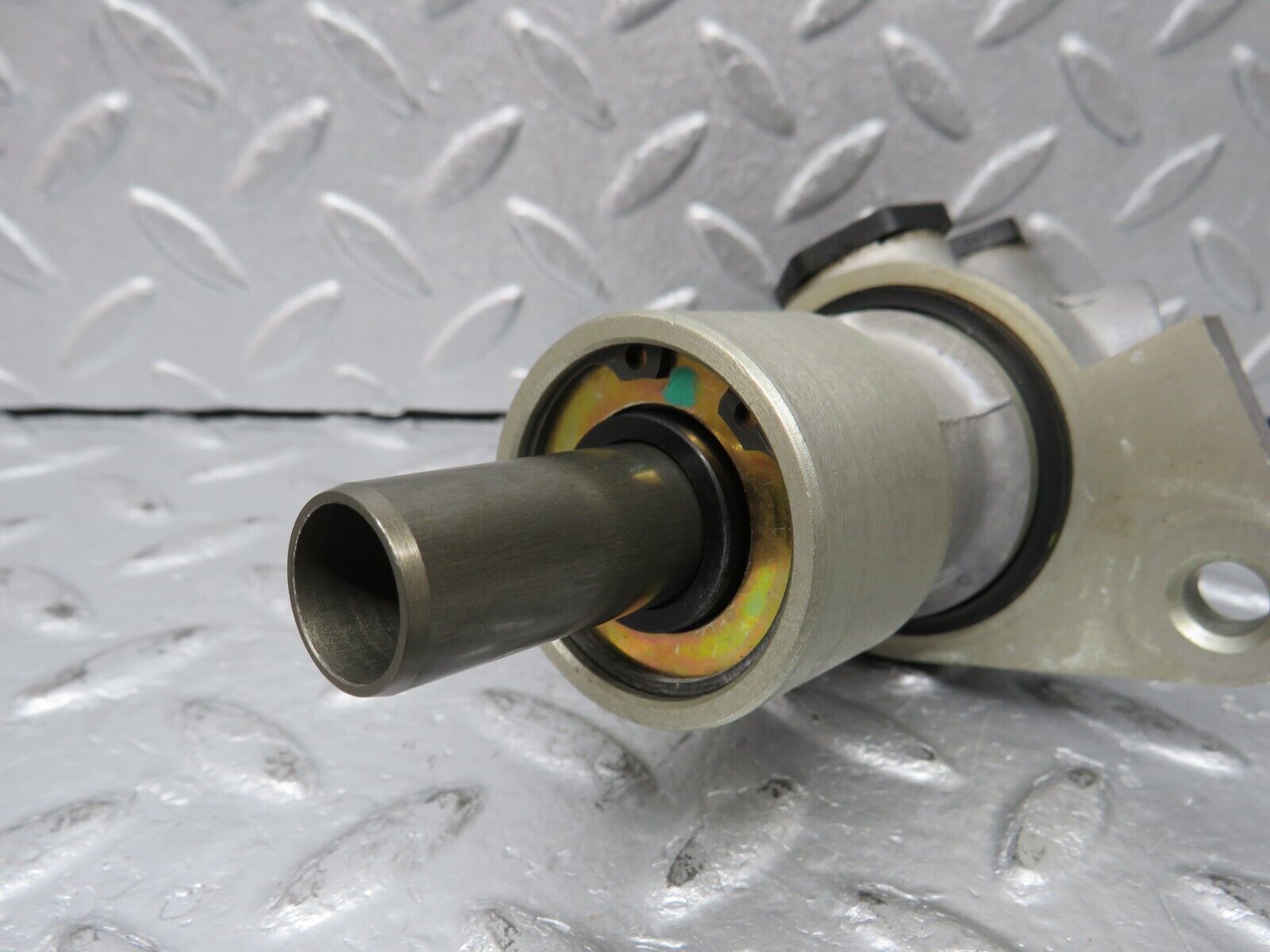 38438 Mercedes-Benz R129 280SL Coupe Brake Master Cylinder Girling