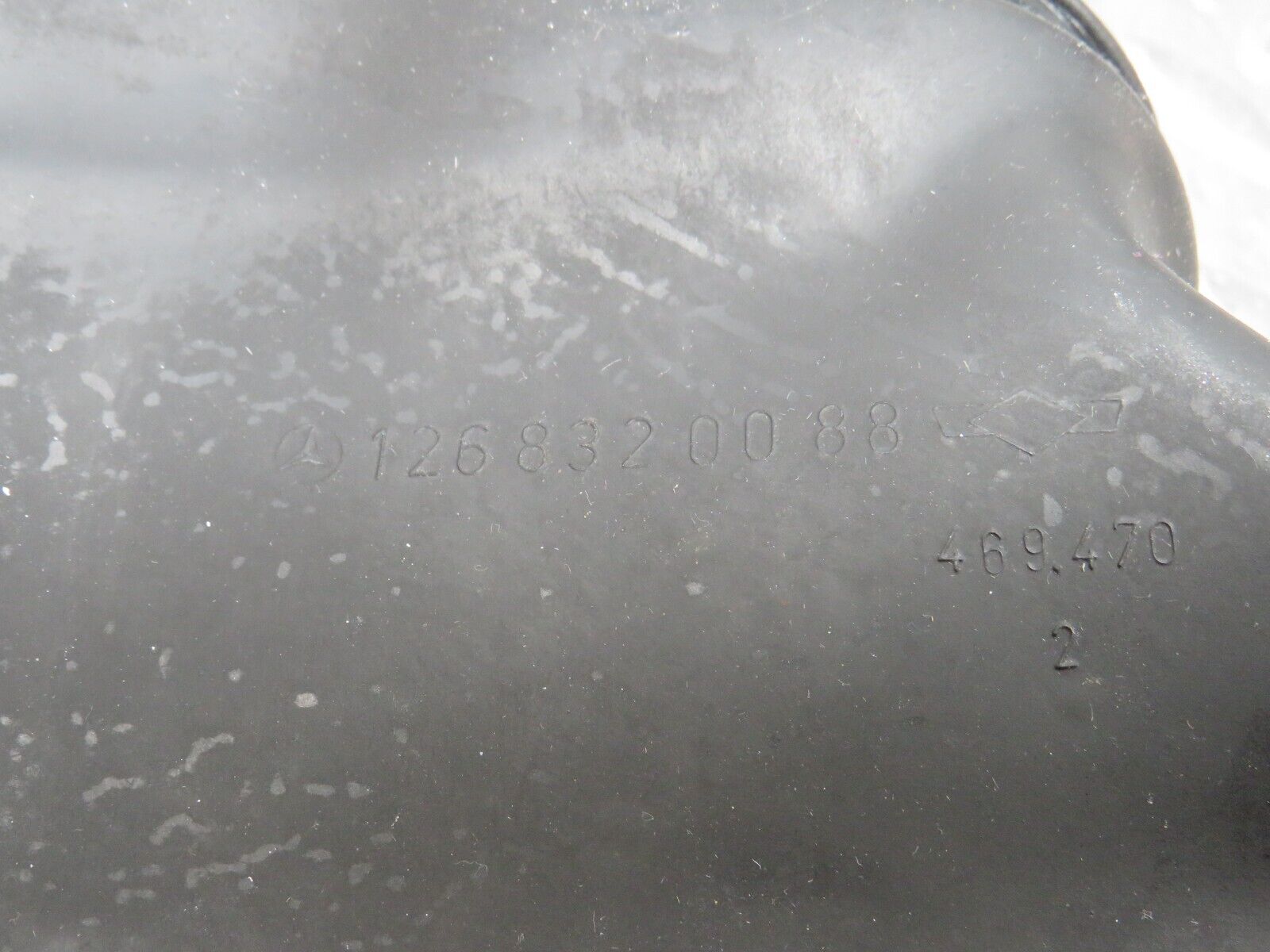 34438 Mercedes-Benz C126 380SEC Coupe Heating Duct Rubber 1268320088