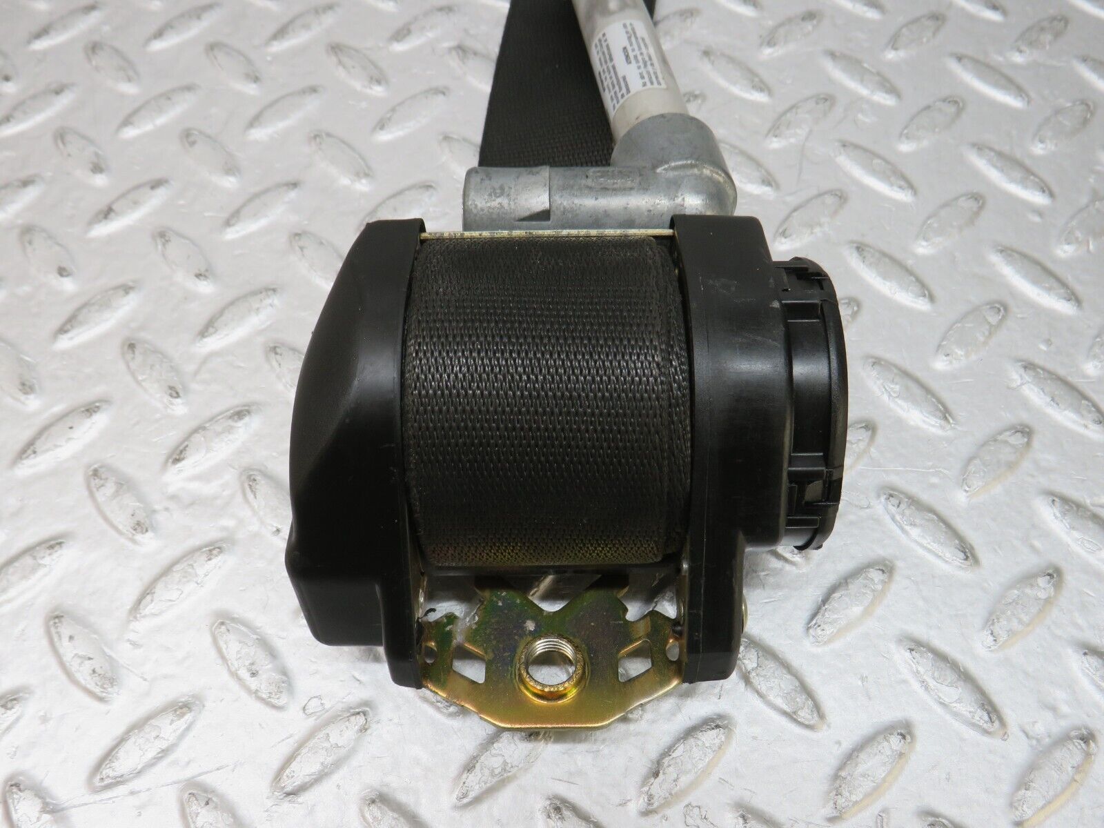 36318 Mercedes-Benz W126 420SE Front Left Seat Belt 1268604993 1268680011