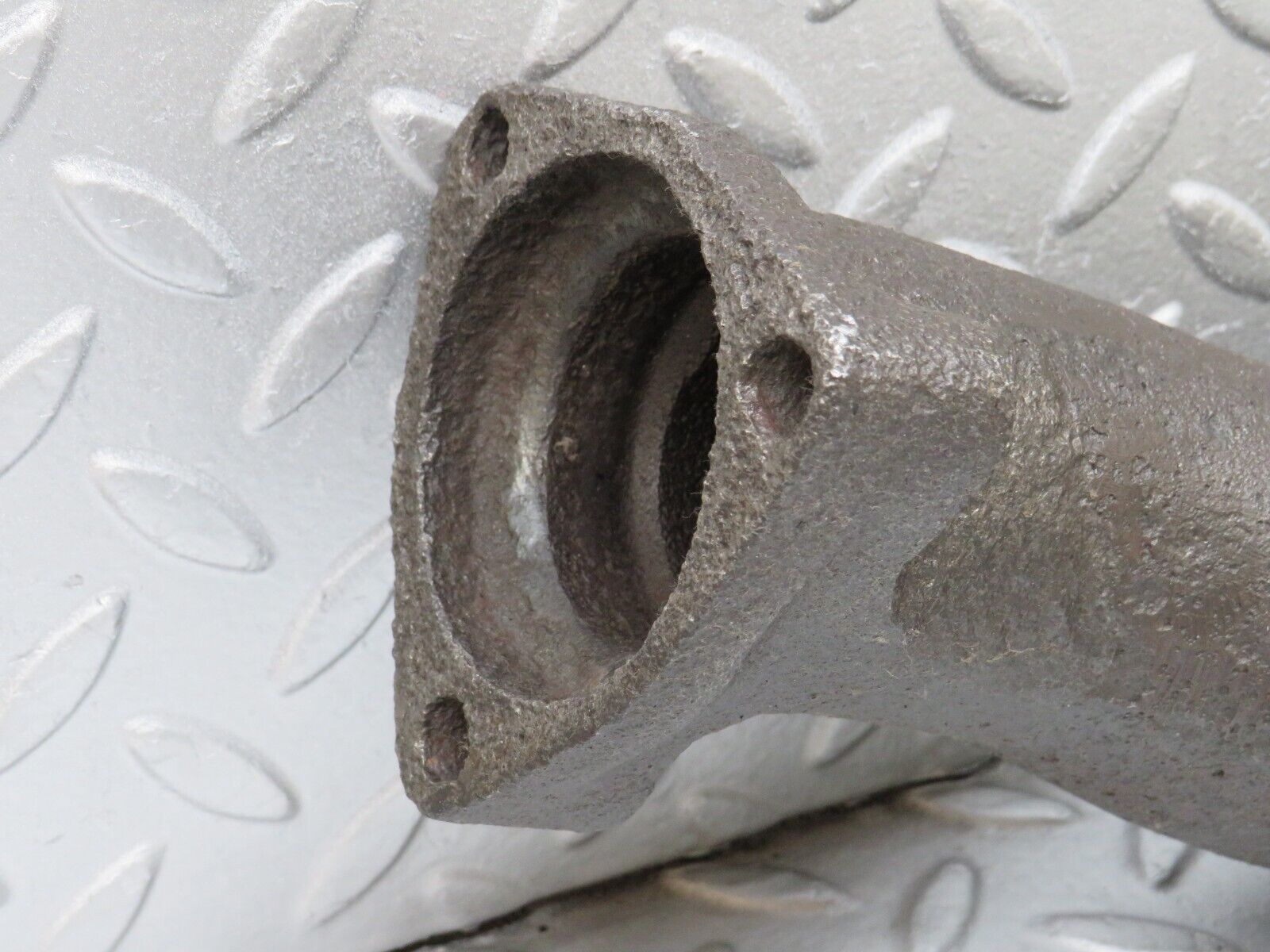 35928 Mercedes-Benz 240D OM616.912 Exhaust Manifold 6151420601