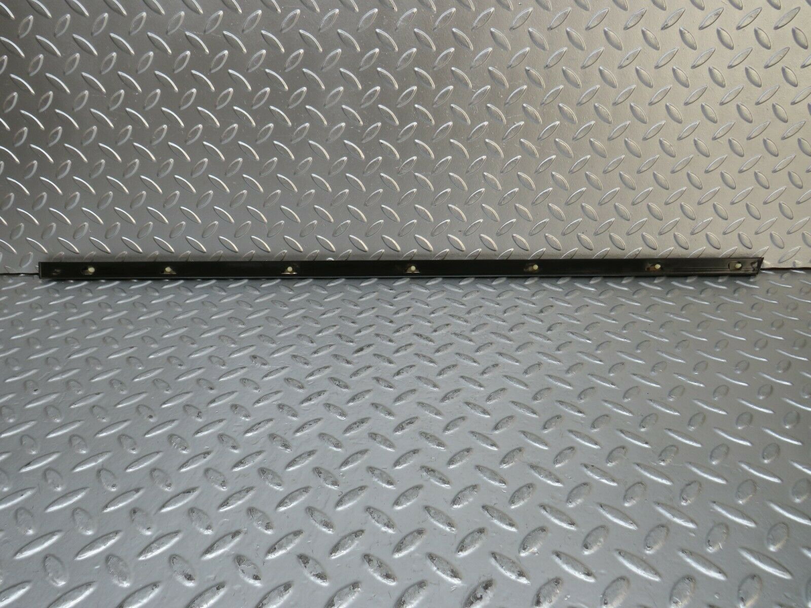 23639 Mercedes-Benz W114 280E Front Right Door Centre Moulding Trim