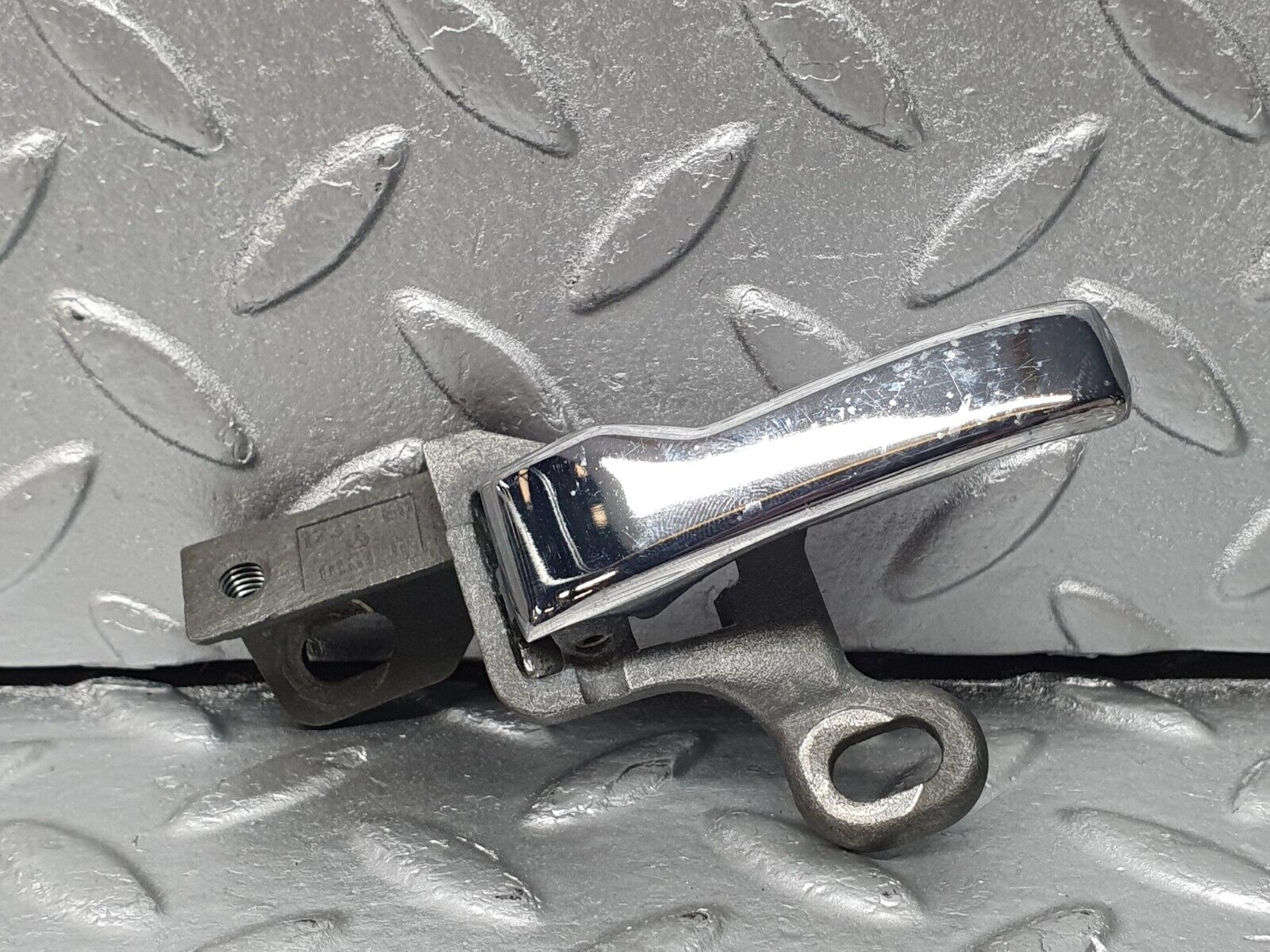 40765 Mercedes-Benz W123 300D Left Interior Door Handle 1237600161