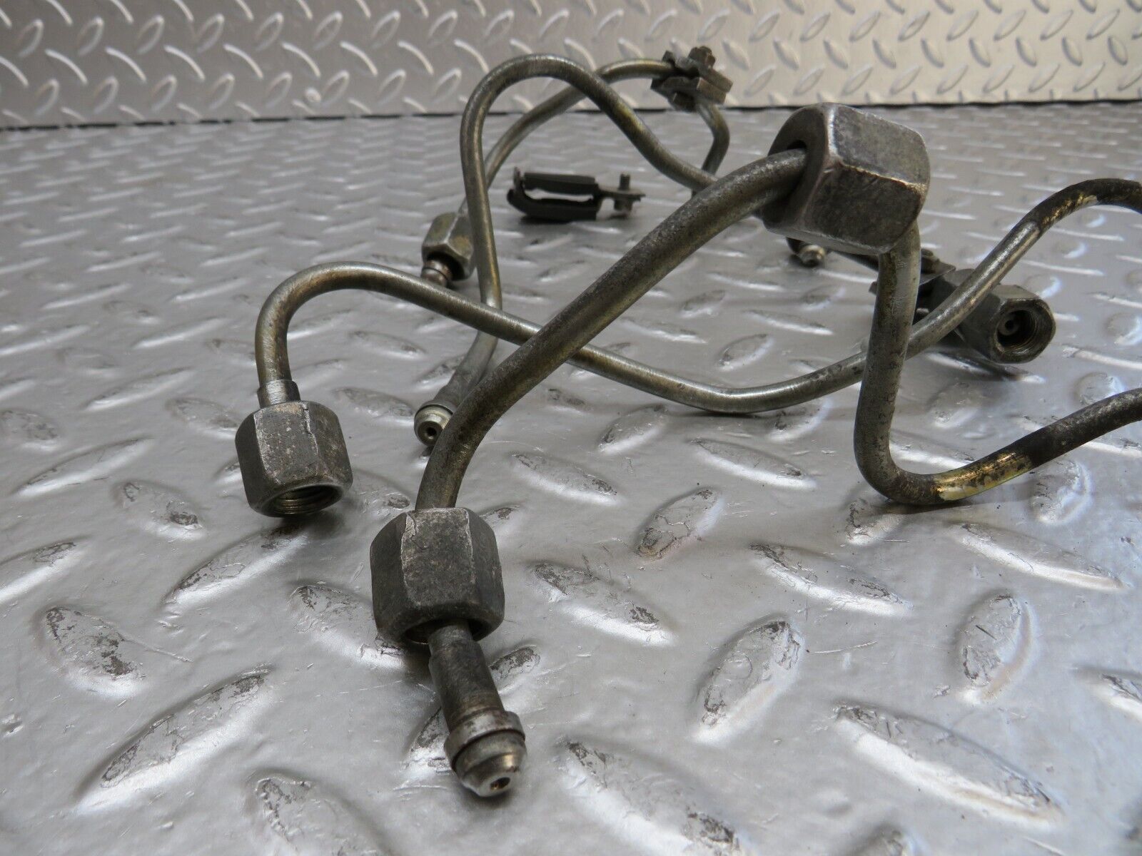 26925 Mercedes-Benz W123 240D Fuel Line Hose Set