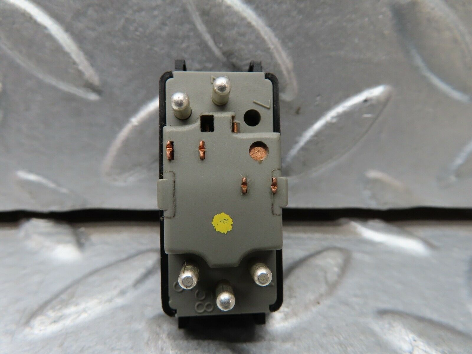 19722 Mercedes-Benz C140 CL420 Coupe Rear Folding Headrest Switch 1408205310