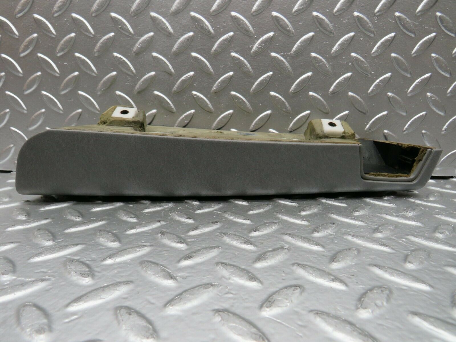 22525 Mercedes-Benz C124 E220 Coupe Rear Left Side Arm Rest Grey