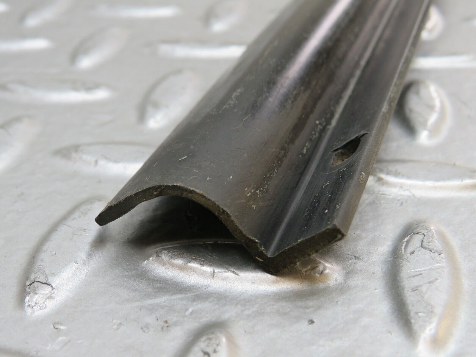 28720 Mercedes-Benz W123 230E Main Cable Cover In Trunk 1238210036