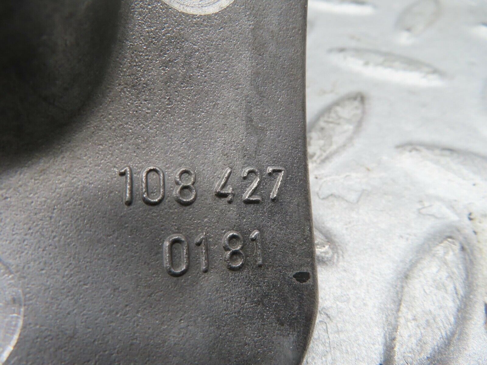 12464 Mercedes-Benz W108 280SE 3.5 Handbrake Cable Regulator 1084270181