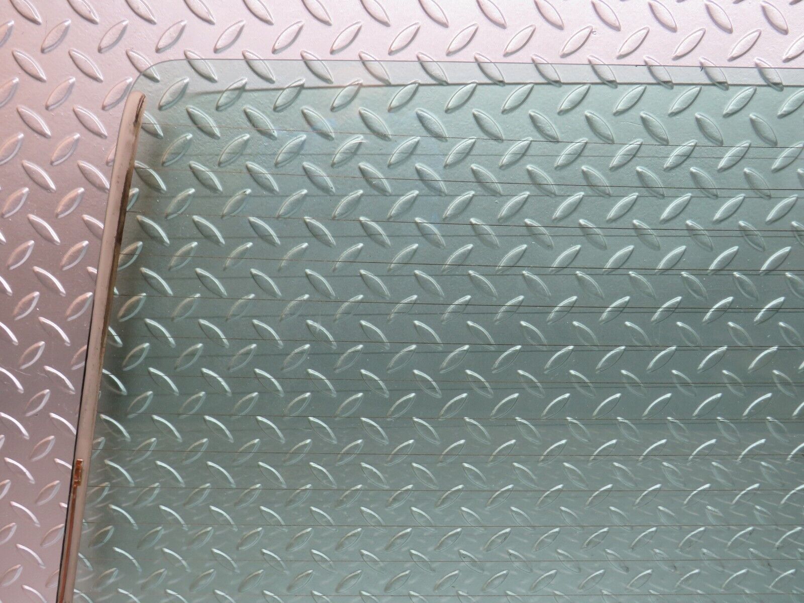 27677 Mercedes-Benz S124 300TE Wagon Tailgate Heated Windscreen