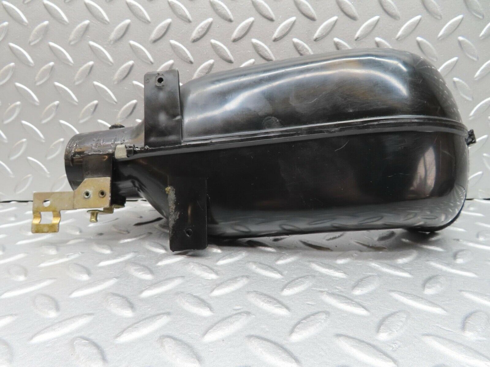 13984 Mercedes-Benz C107 280SLC Heater Air Duct