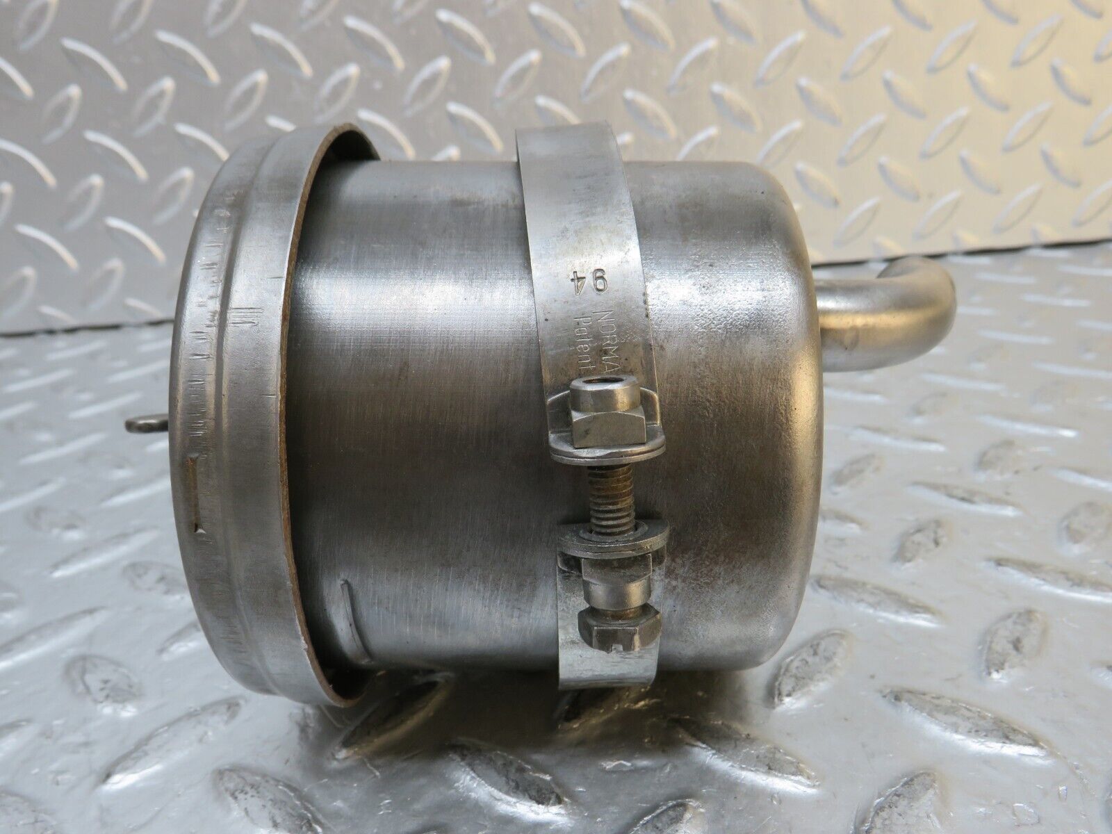 0316 Mercedes-Benz W115 220D Power Steering Fluid Reservoir