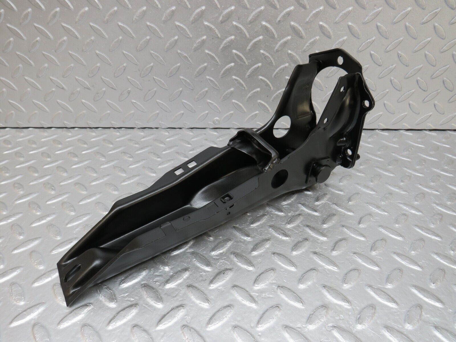 37520 Mercedes-Benz W109 300SEL Brake Pedal Bracket