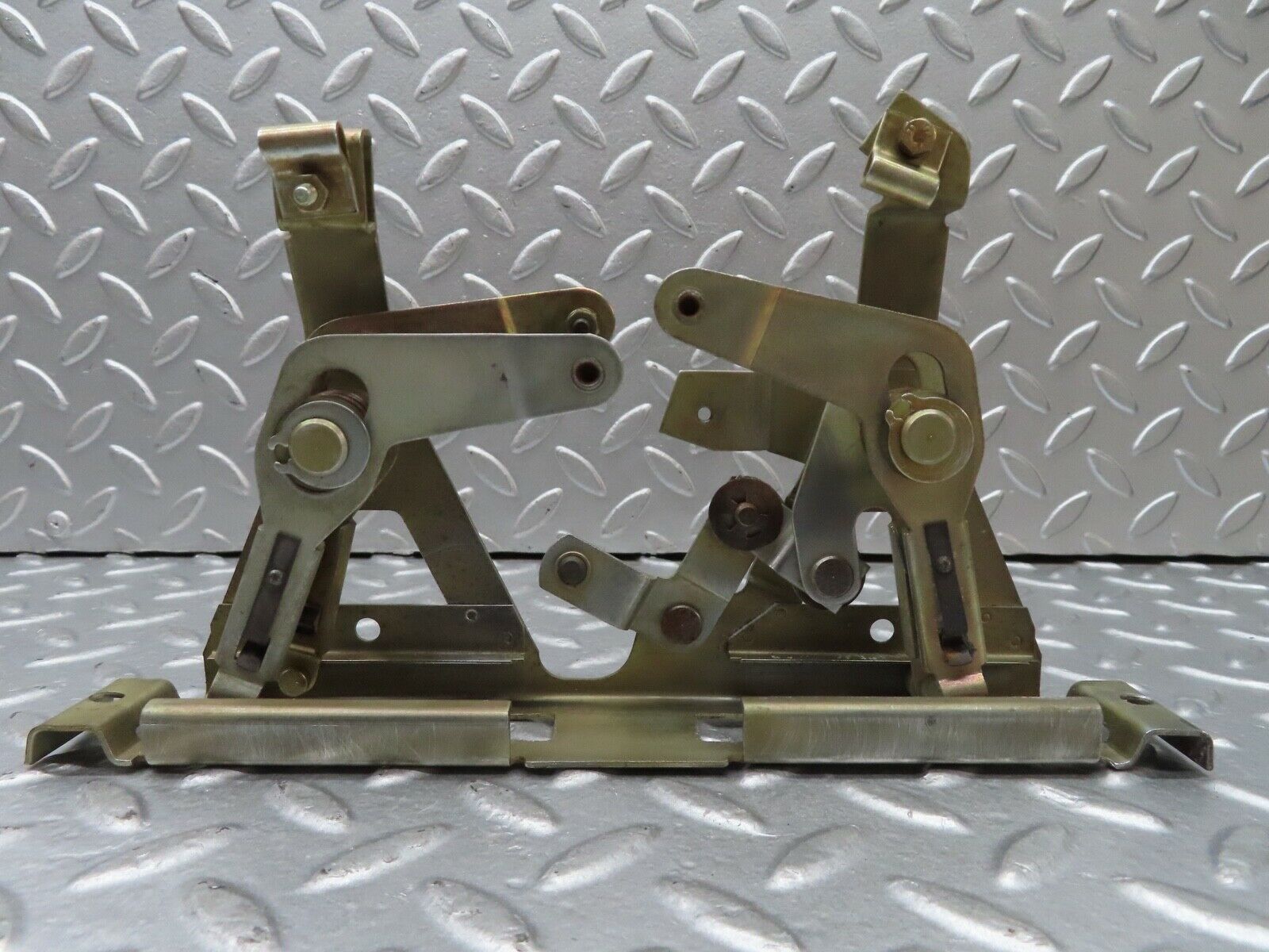 18469 Mercedes-Benz W111 220SE Coupe Dashboard Heater Control