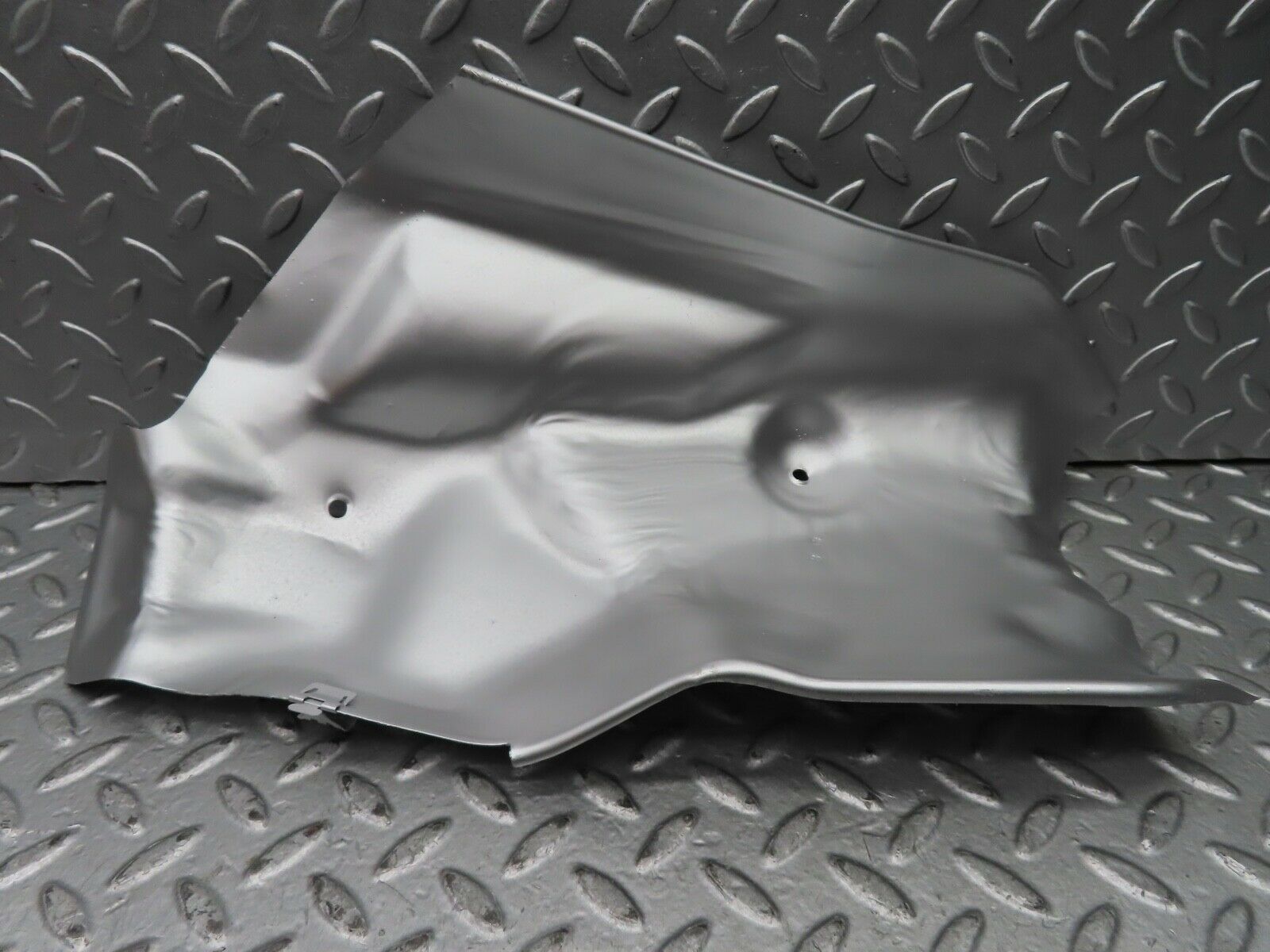 19700 Mercedes-Benz C140 CL420 Coupe Exhaust Heat Shield