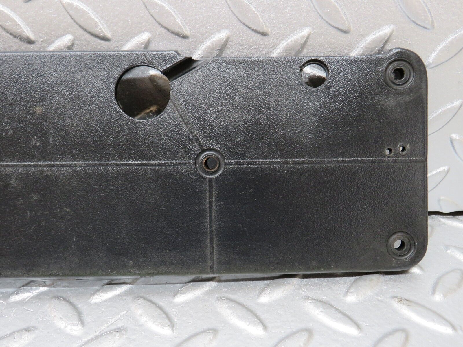 33922 Mercedes-Benz W124 260E Front number Plate Holder Plastic 1248851023