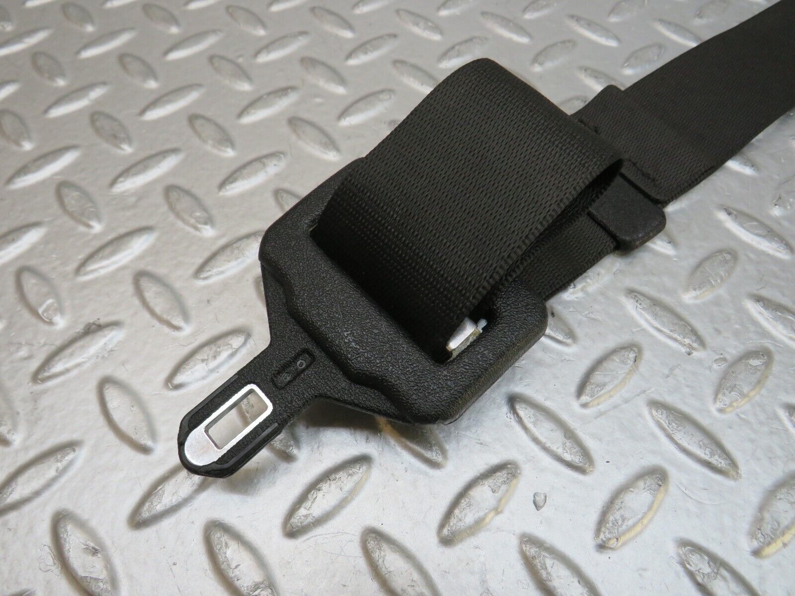 36319 Mercedes-Benz W126 420SE Rear Seat Belt Set & Buckles 1268601886 1248601169 1248601396