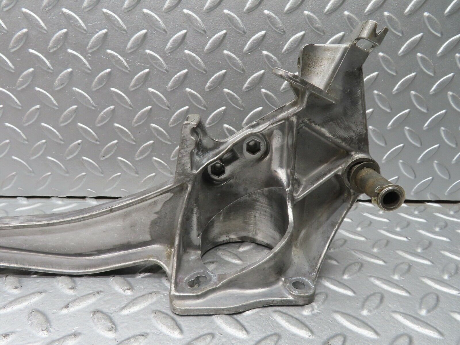 21683 Mercedes-Benz W126 300SE Brake Pedal Bracket 1262902419