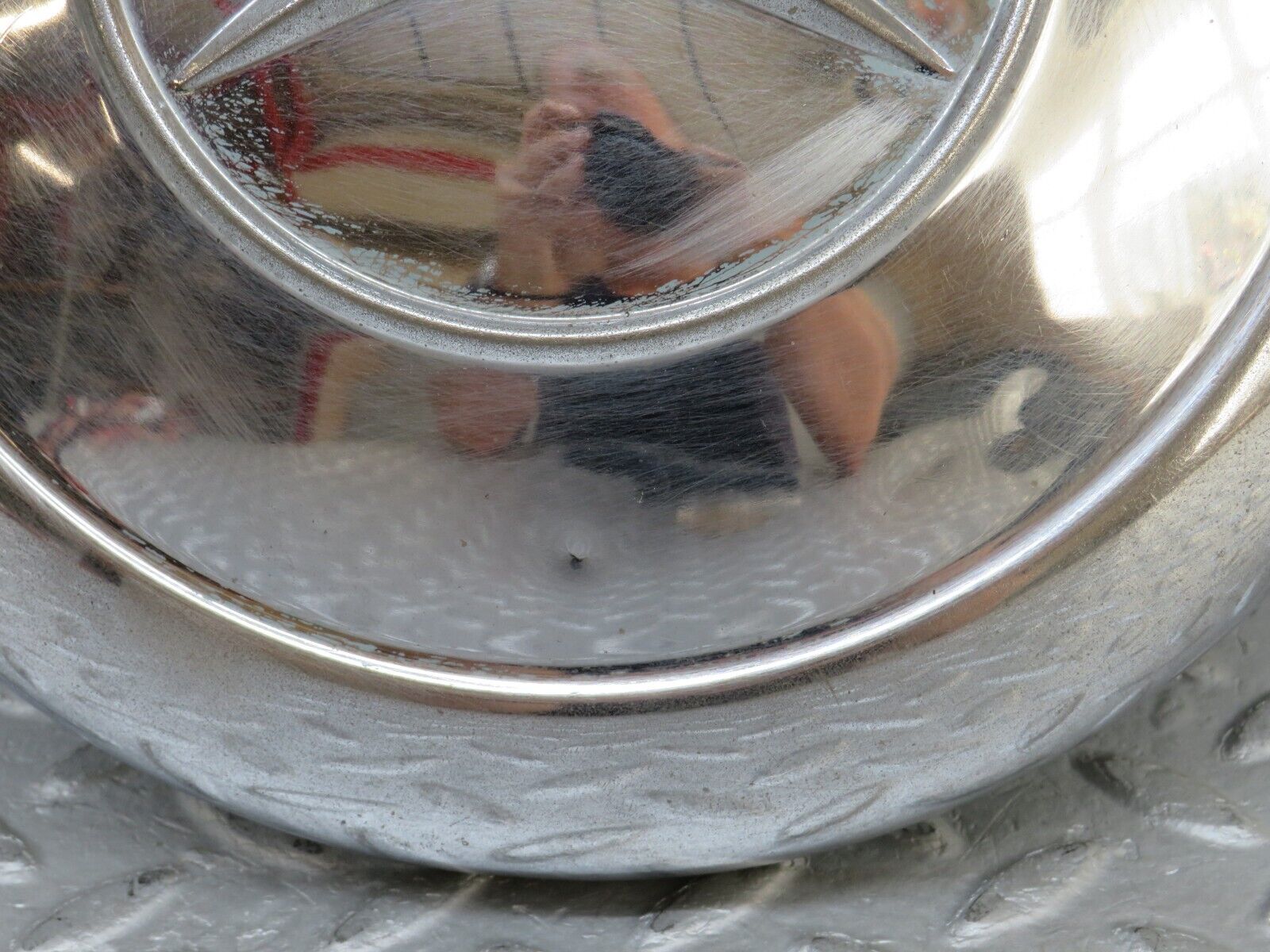 35761 Mercedes-Benz W108 Chrome Wheel Hub Cap