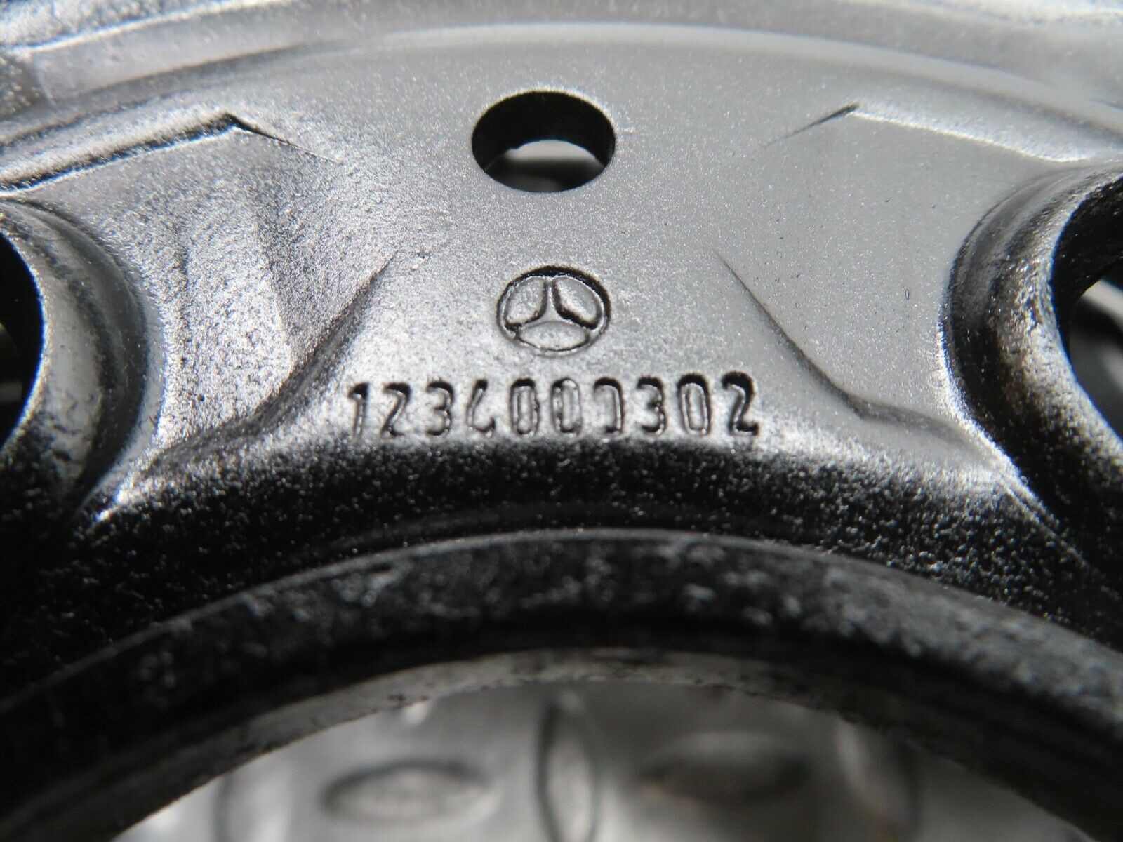 13322 Mercedes-Benz Steel Wheel 5.5Jx14H2 ET30 5x112 1234000302