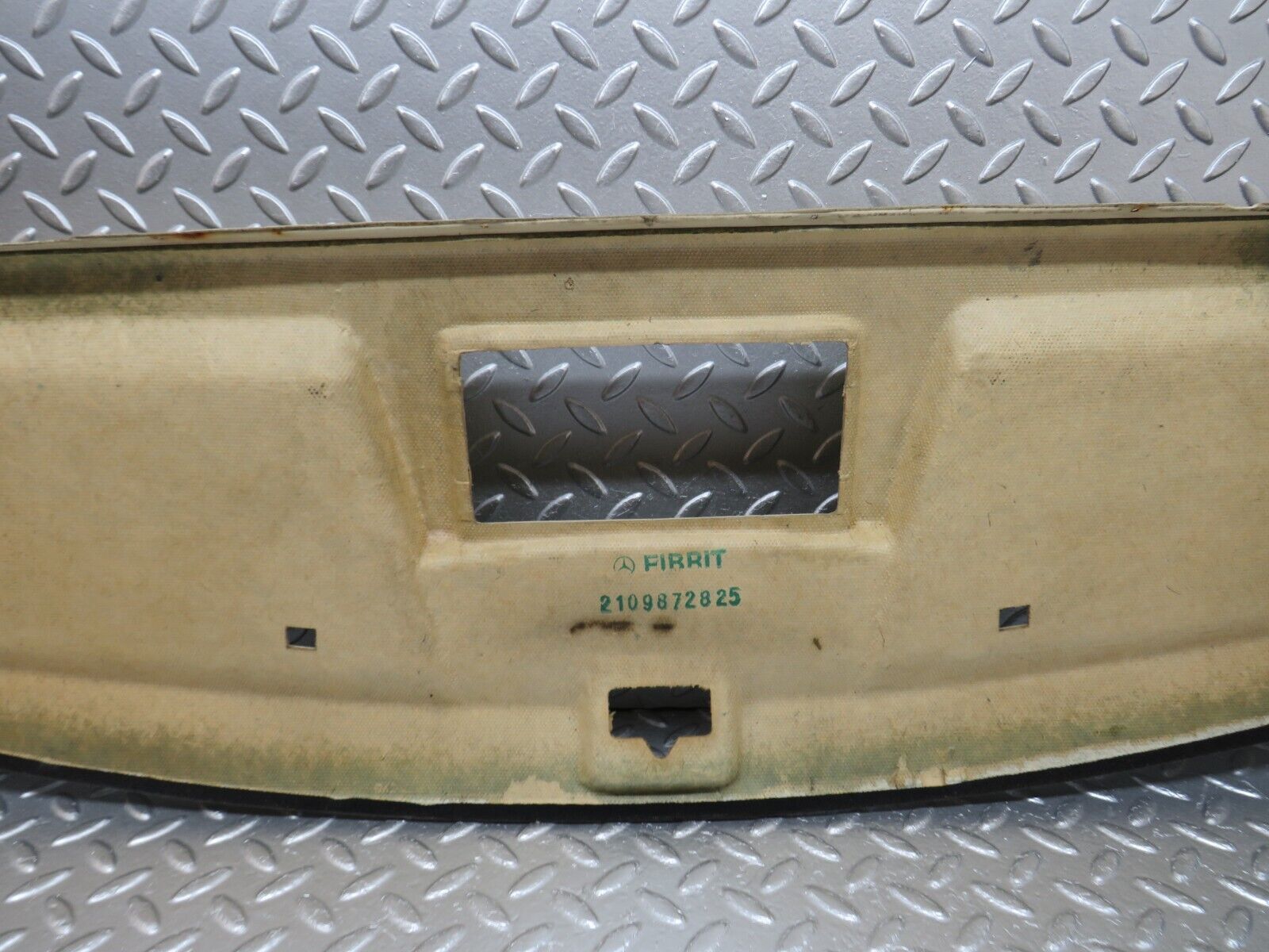 34017 Mercedes-Benz W124 260E Headlining Roof Panel Beige 2109872825