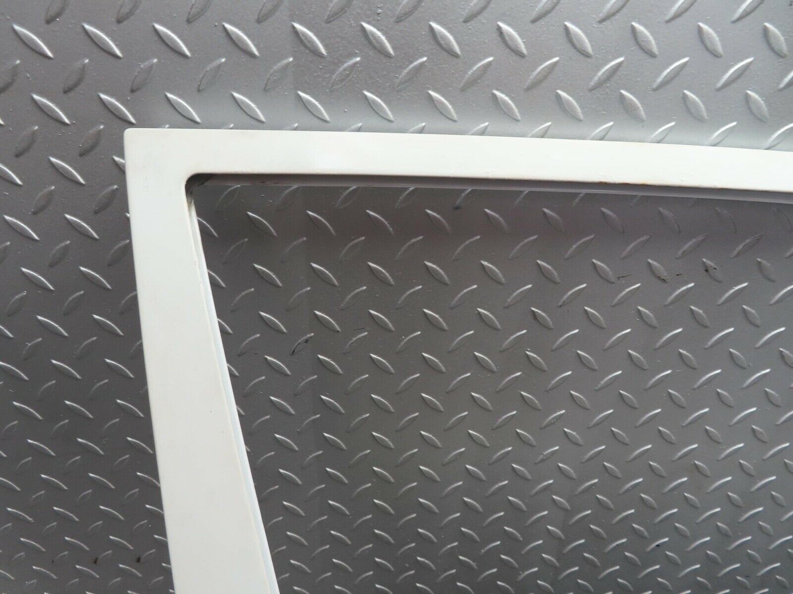 16208 Mercedes-Benz W124 260E Front Right Door