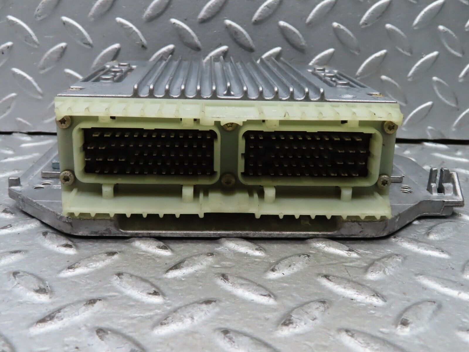 19597 Mercedes-Benz C140 CL420 Coupe Engine Control Unit ECU Bosch 0215452032