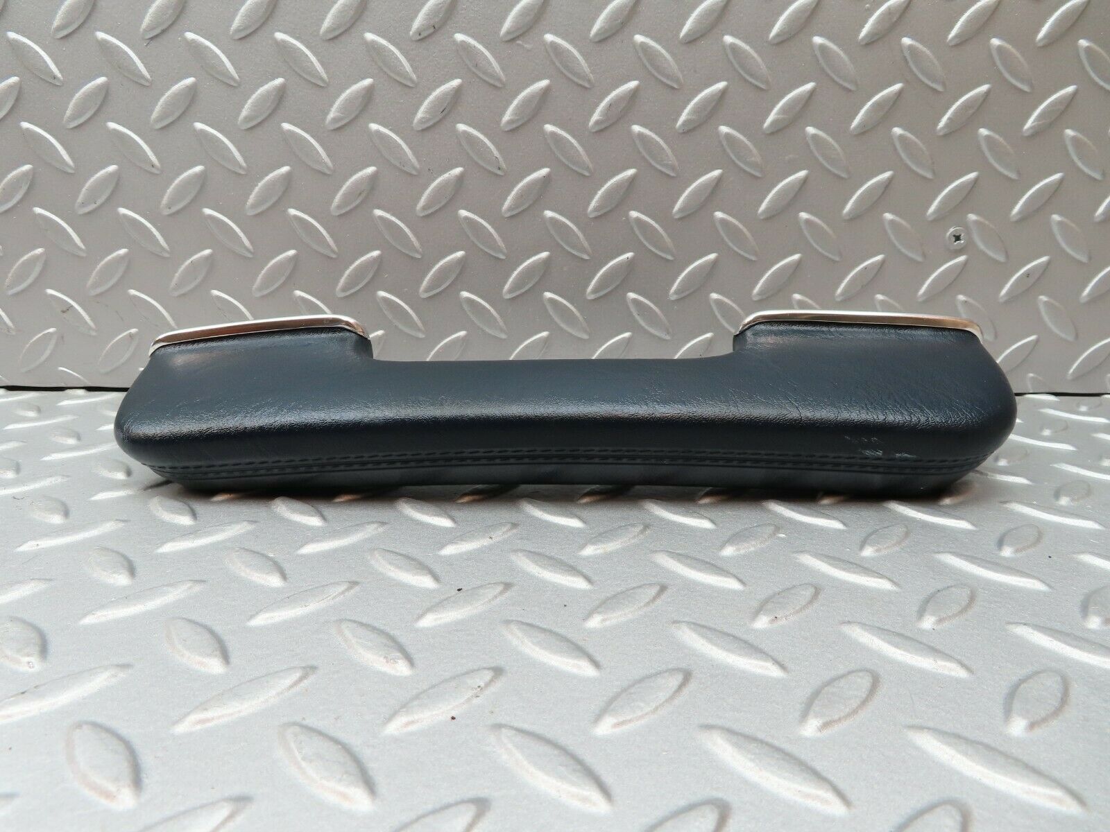 4281 Mercedes-Benz W123 230E Interior Door Handle Rear Right Blue 1239702001