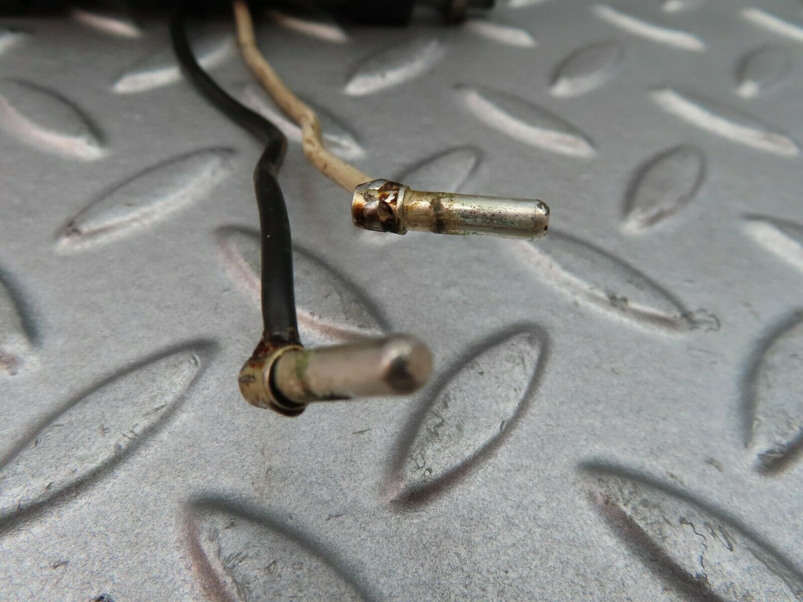 6230 Mercedes-Benz W126 380SE Seat Adjustment Motor Bosch 0130008007