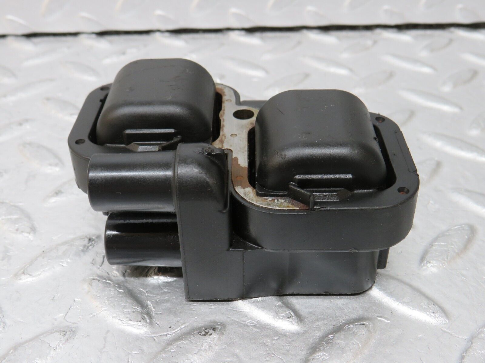 34917 Mercedes-Benz W210 320E Ignition Coil Bosch 0001587803 0221503035