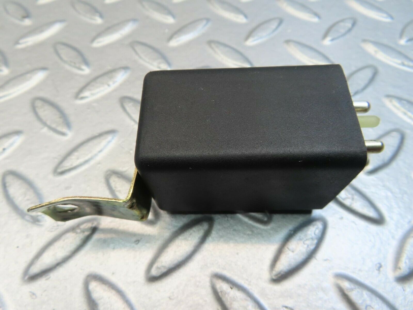 11484 Mercedes-Benz C123 230CE Coupe Rear Heated Window Relay 1078200010