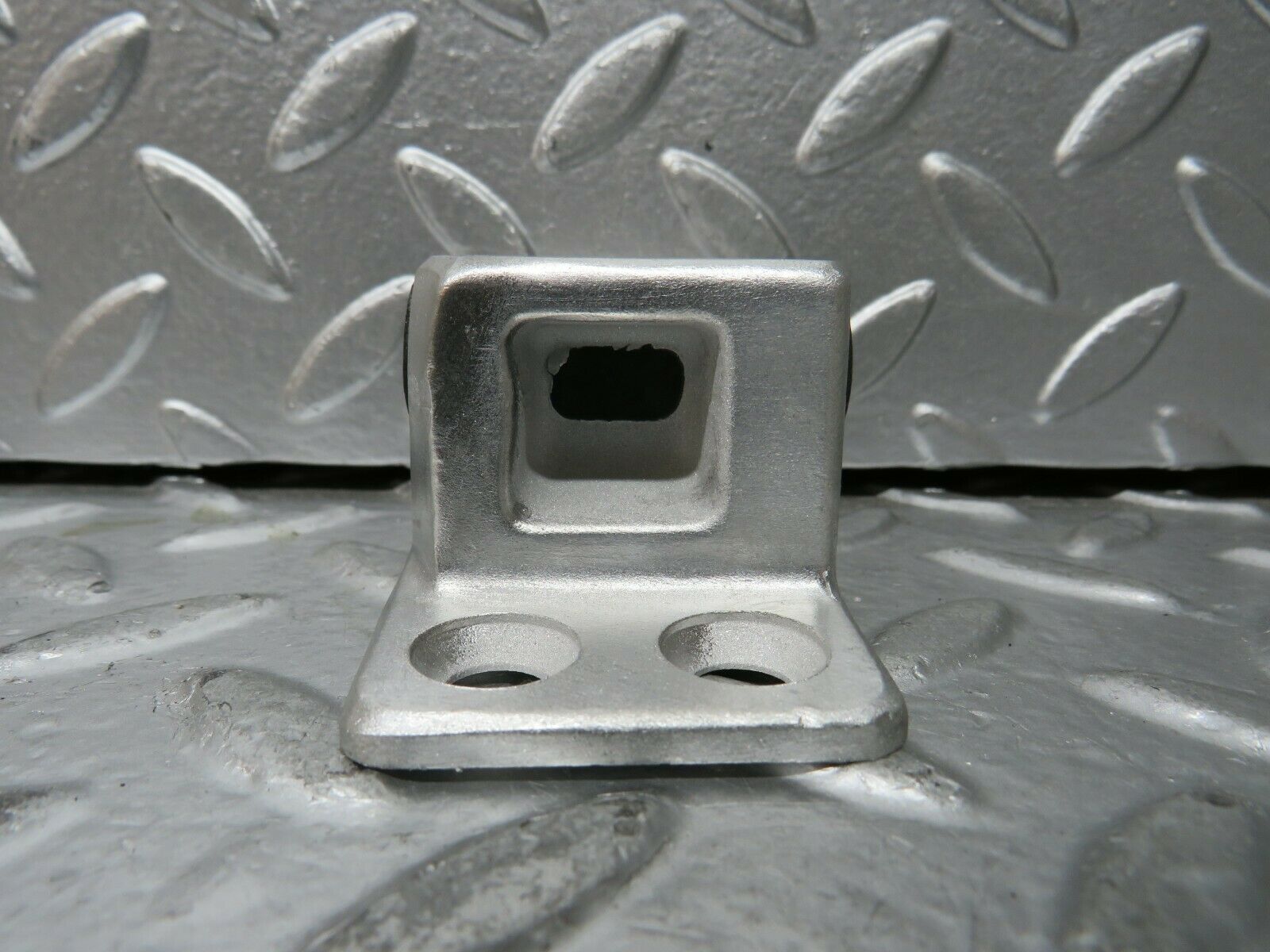 23307 Mercedes-Benz W116 350SE Door Lock Latch Right Side