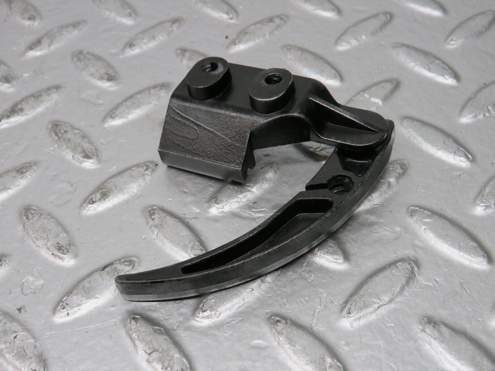 31997 Mercedes-Benz W123 230E Hood Opener Bonnet Opener Release