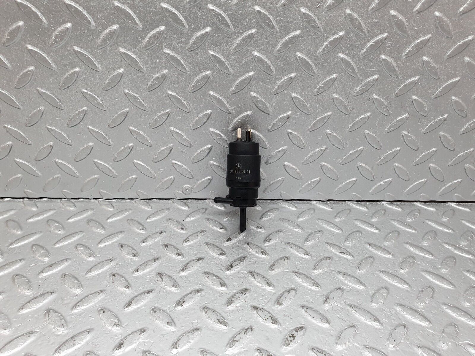 41096 Mercedes-Benz W126 300SE Windscreen Washer Pump 1248690121