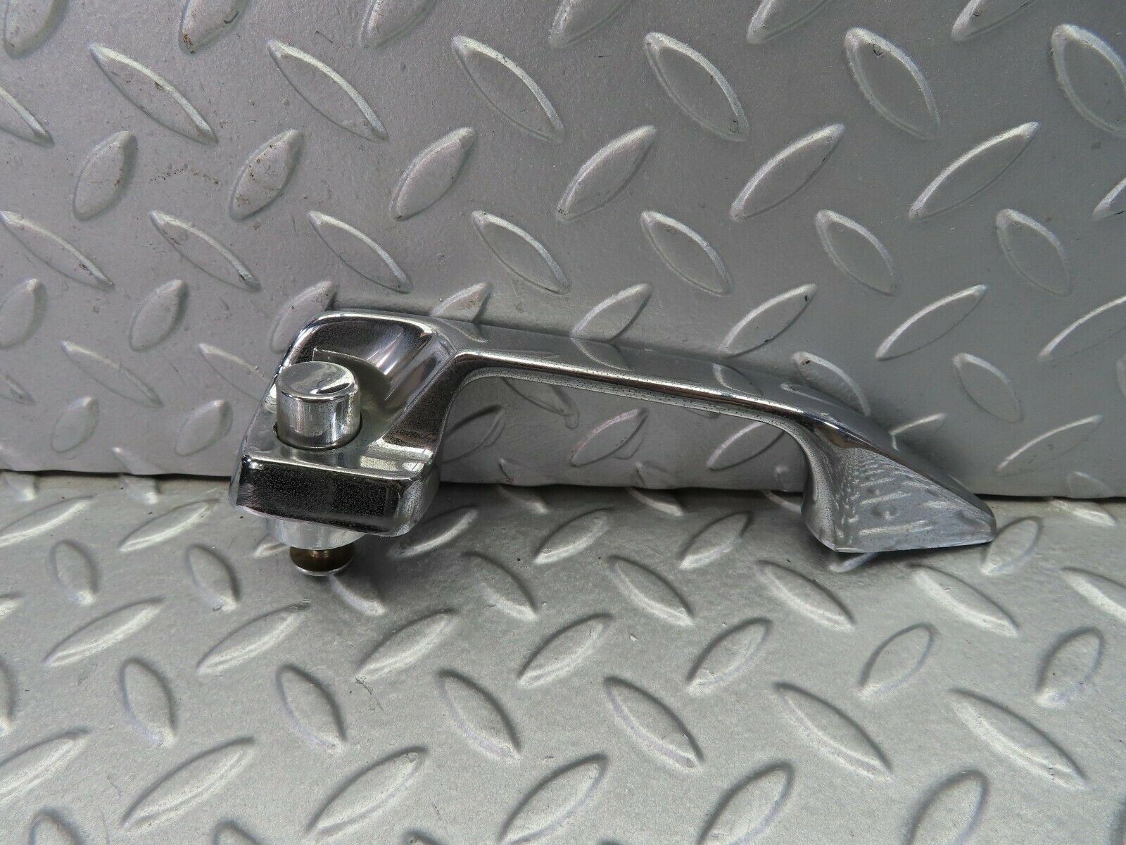 7912 Mercedes-Benz W115 220D Exterior Chrome Door Handle Rear Right