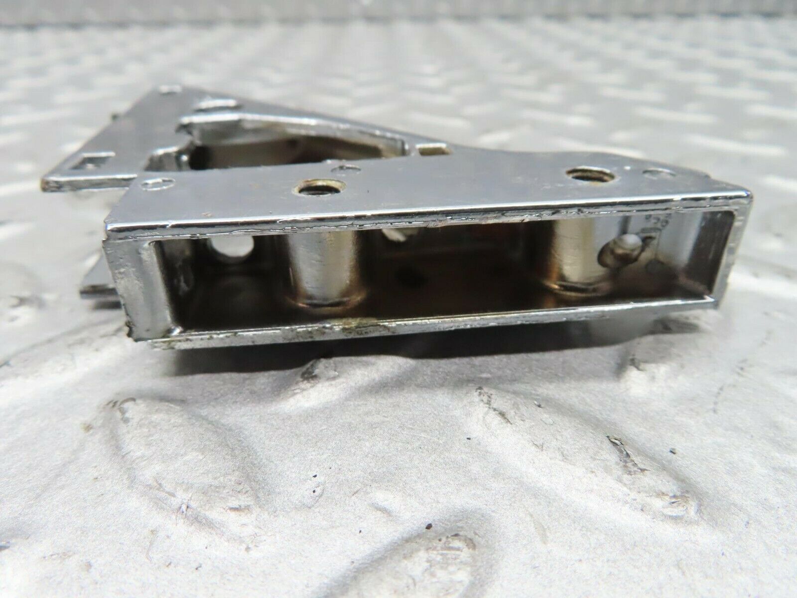 16624 Mercedes-Benz C107 380SLC Left Wing Mirror Triangle Chrome Bracket