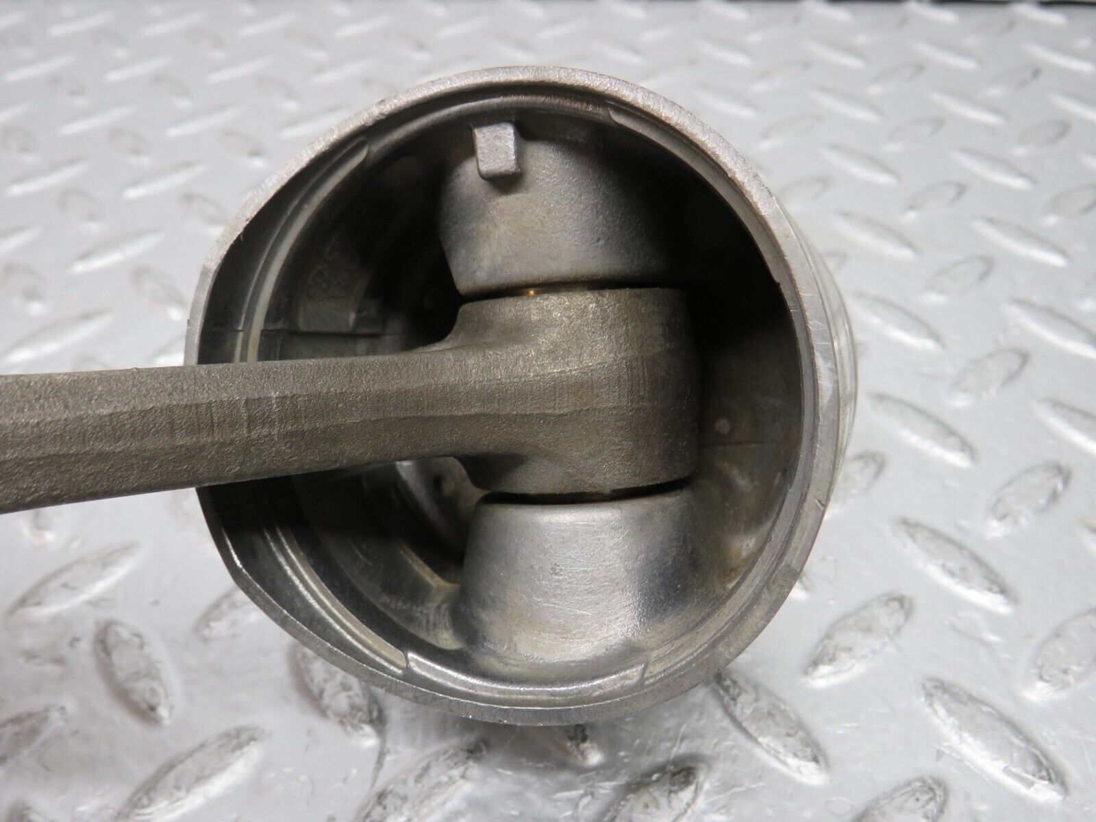 30168 Porsche 924 Piston With Connecting Rod 86.48mm