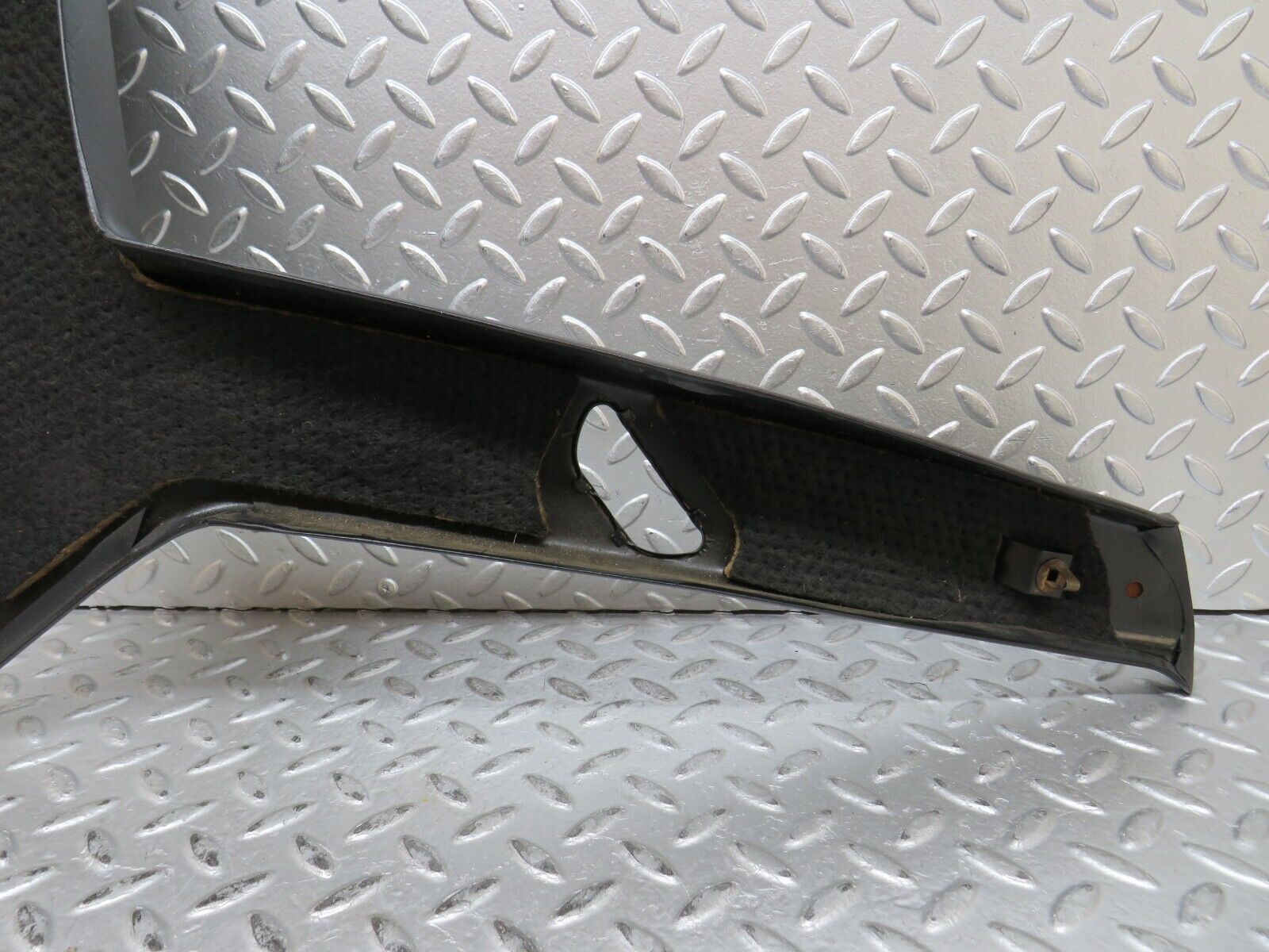 28209 Mercedes-Benz S123 240D Wagon C Pillar Cover Trim Right Black