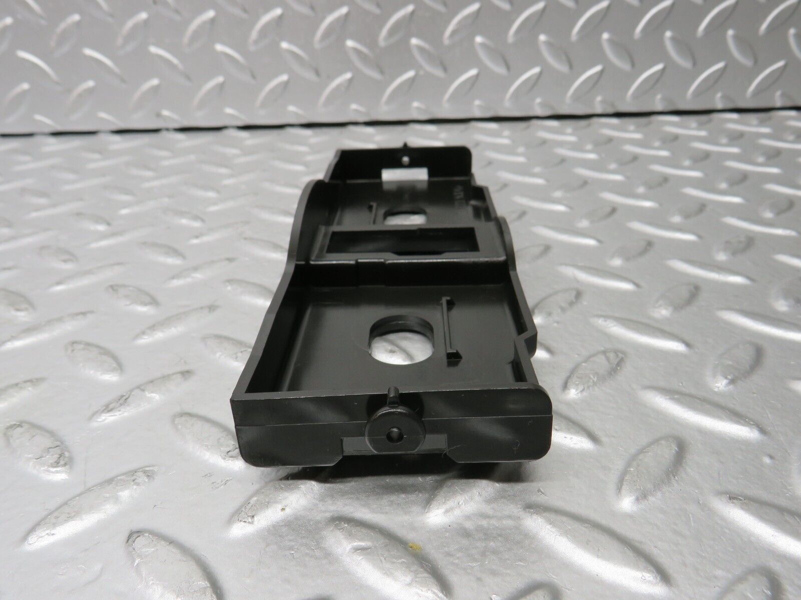 30305 Mercedes-Benz W124 230E Heating Regulator Holder 1248330214