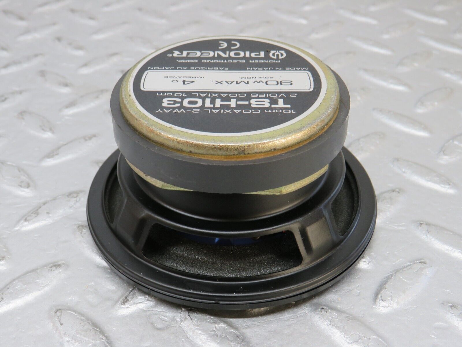 36750 Mercedes-Benz W201 190E 2.0L Speaker PIONEER TS-H103