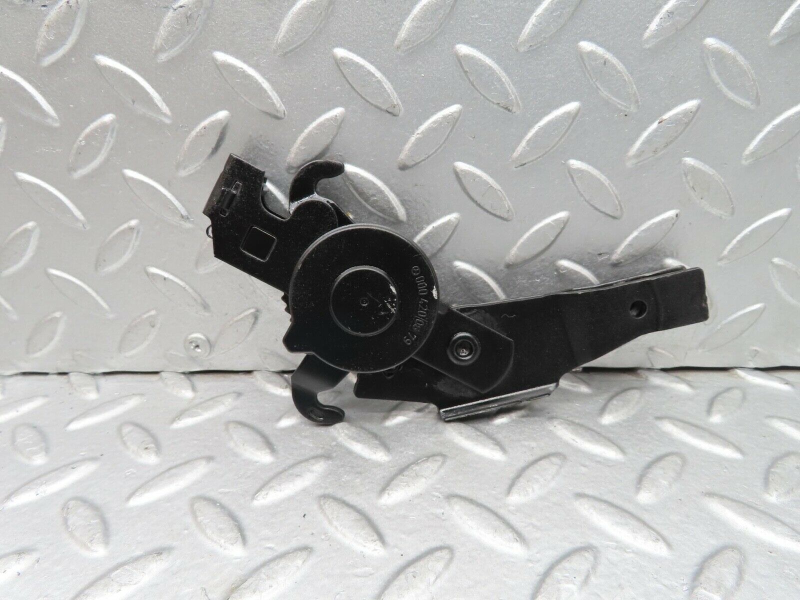 15118 Mercedes-Benz W140 S320 Handbrake Regulator 0004200879